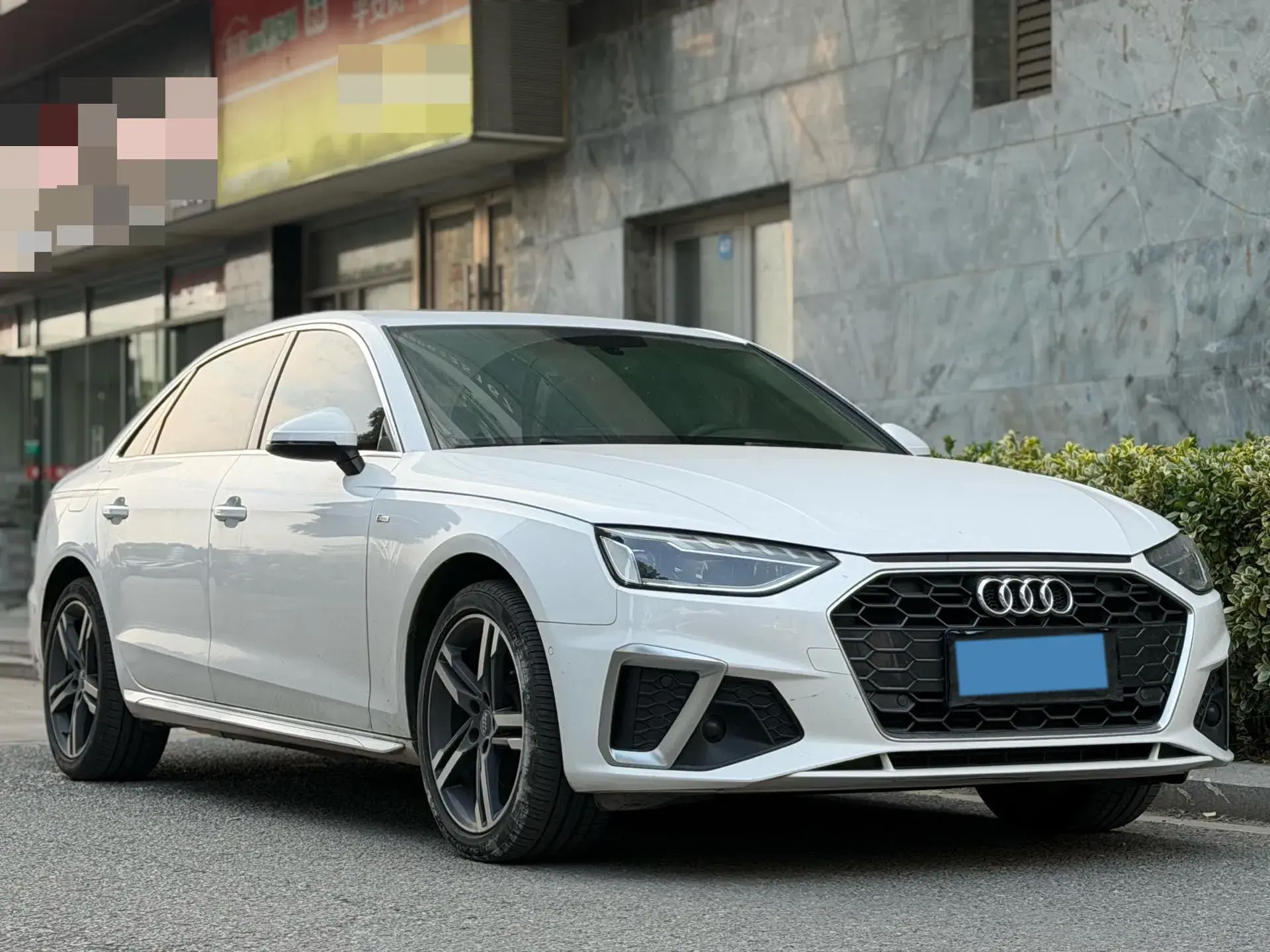 2020 AUDI A4L thumbnail 3