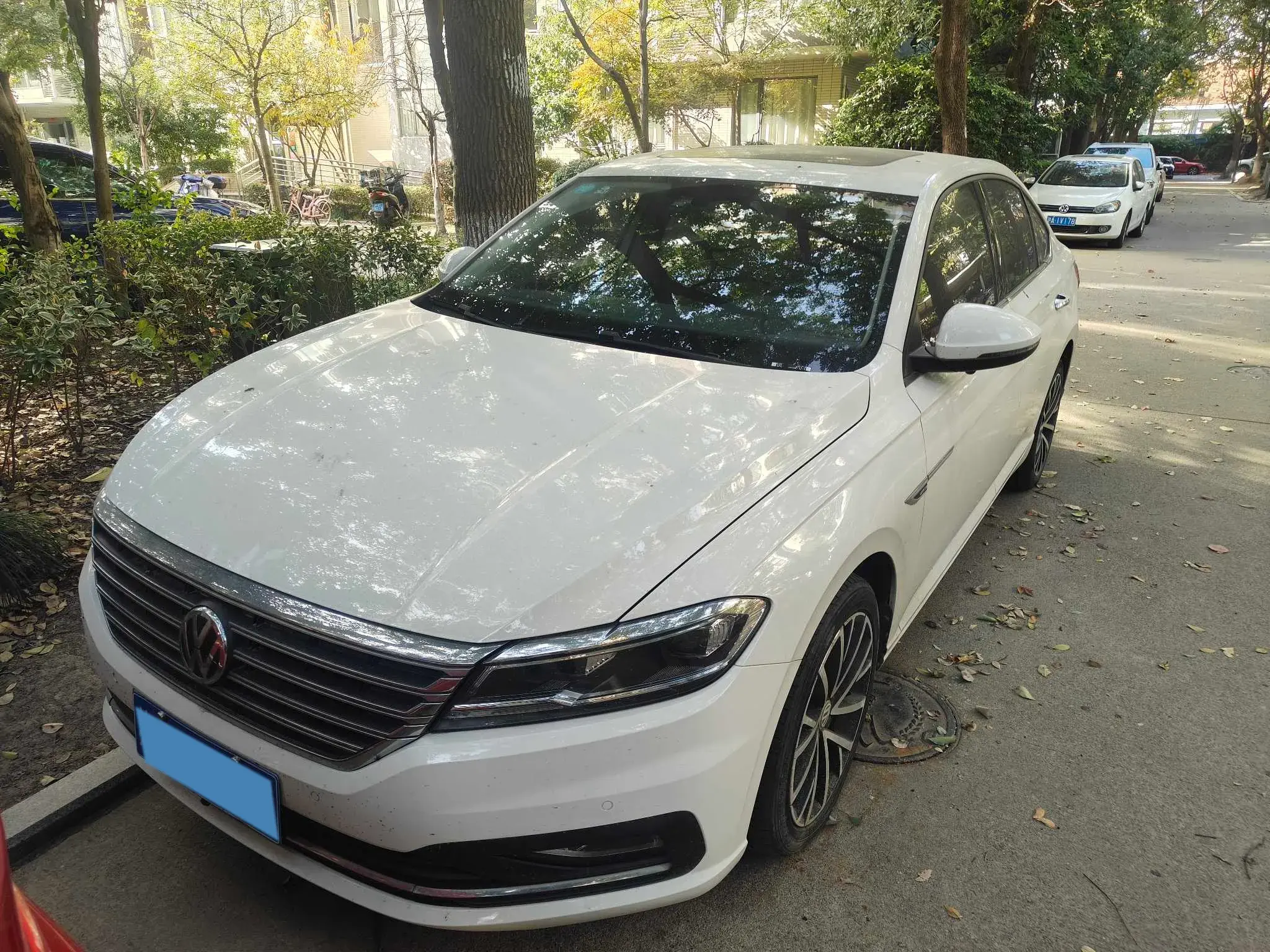 2019 VOLKSWAGEN LAVIDA view 1