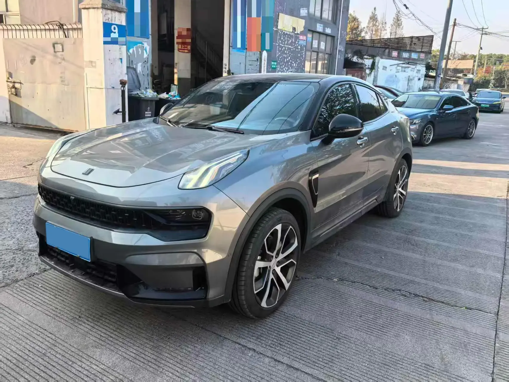 2020 LYNK&CO 05 view 1