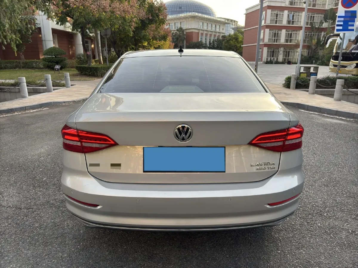 2018 Volkswagen Lavida 1.4T 150HP L4 7DCT,autocango,china used car exporter,china ev exporter,chinese used car exporter,chinese used ev exporter