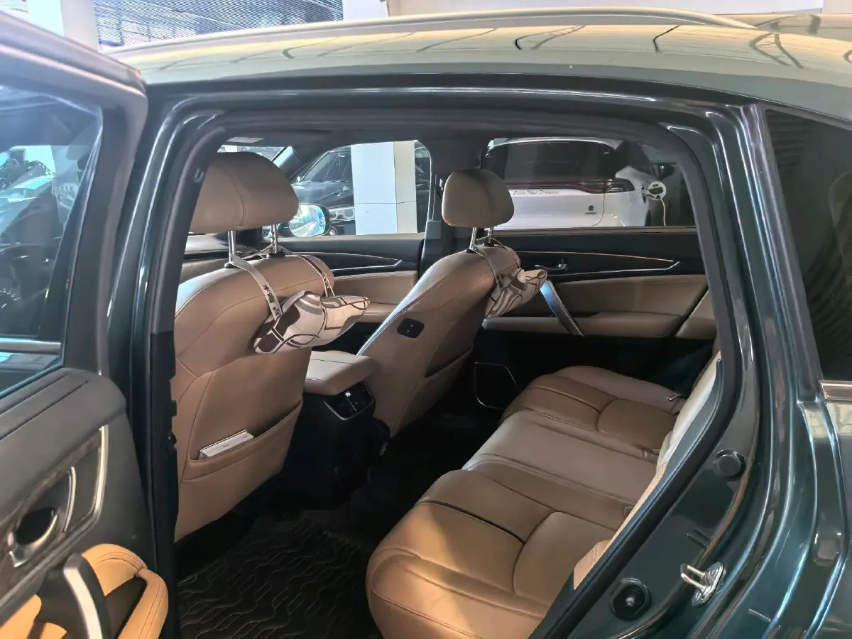 2020 Honda UR-V 2.0T 272HP L4 9AT,autocango,china used car exporter,china ev exporter,chinese used car exporter,chinese used ev exporter