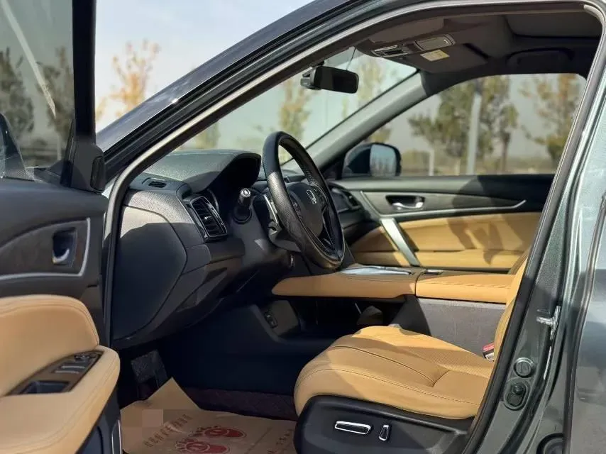 2020 Honda UR-V 2.0T 272HP L4 9AT,autocango,china used car exporter,china ev exporter,chinese used car exporter,chinese used ev exporter