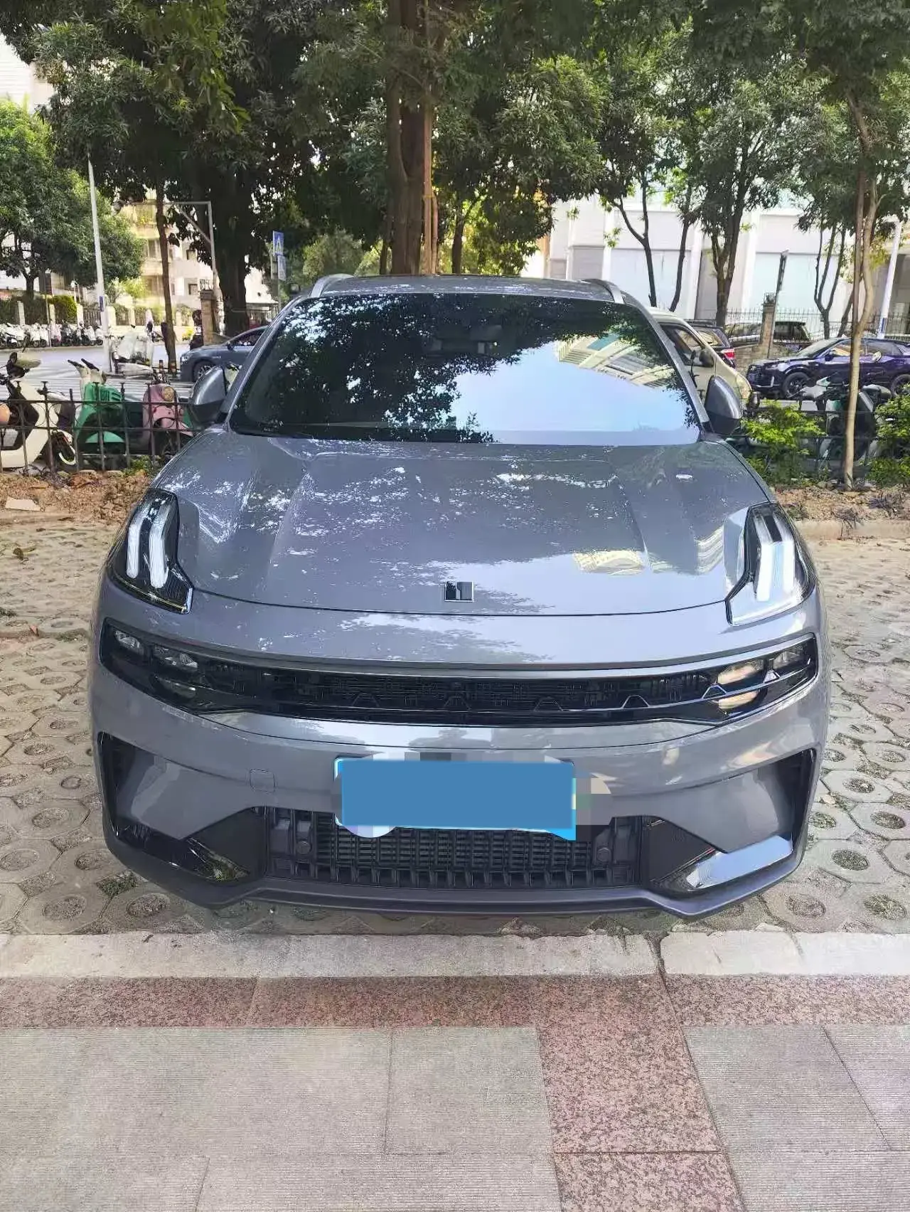 2023 LYNK&CO 06 thumbnail 2