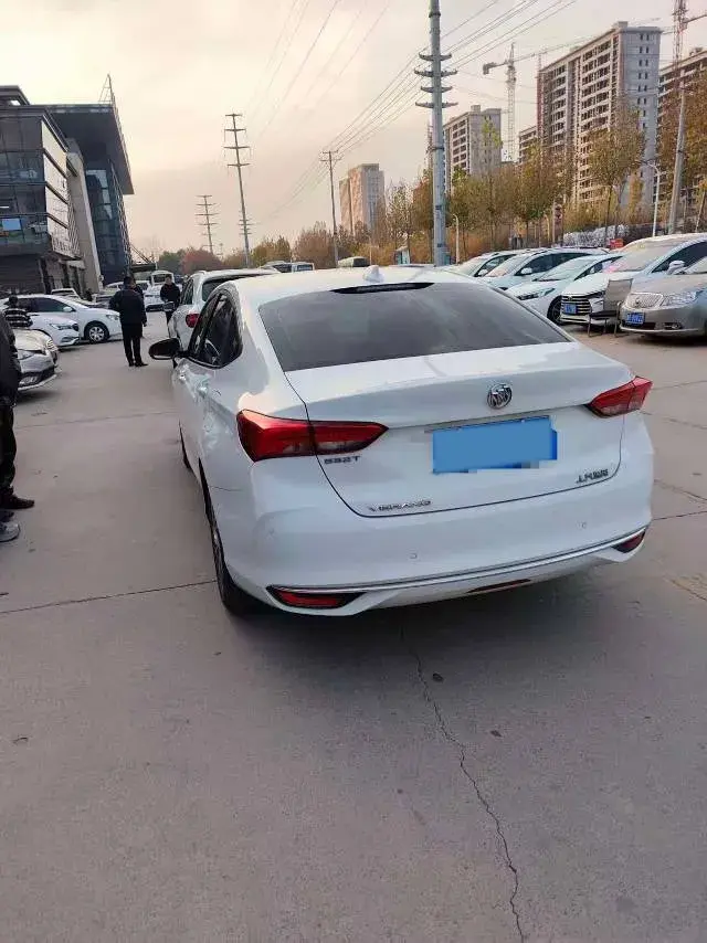 2022 BUICK VERANO thumbnail 2