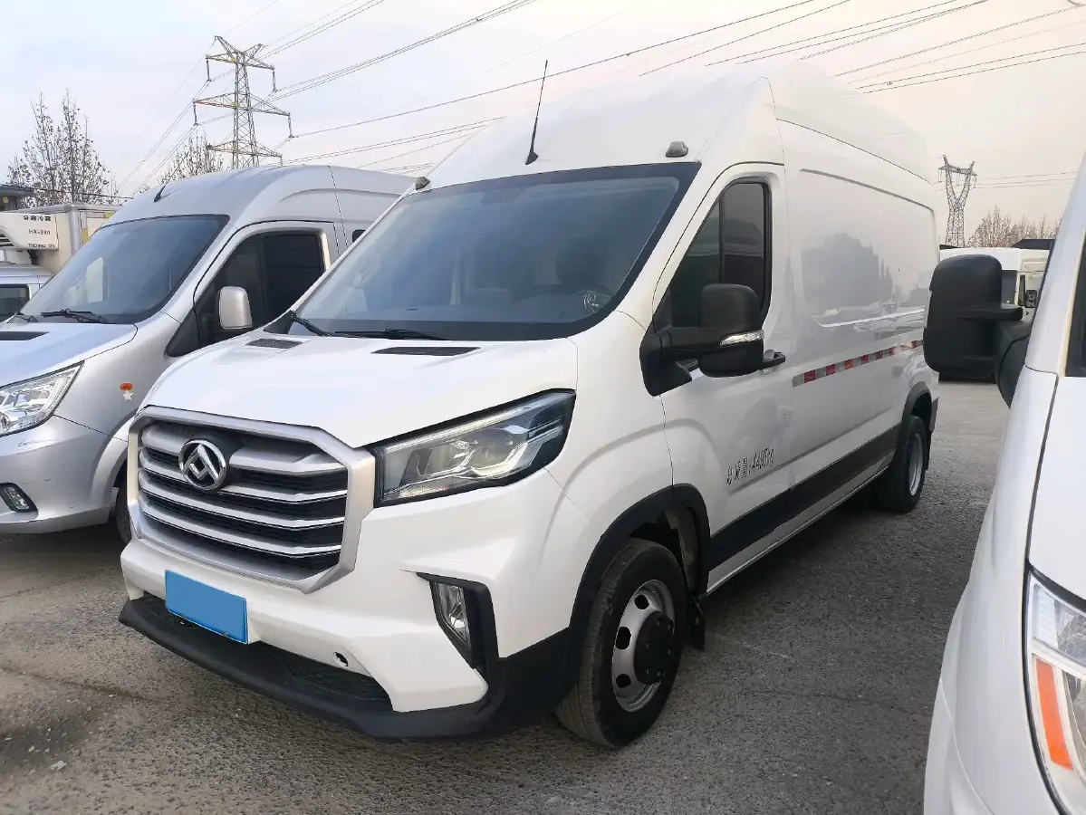2022 MAXUS XinTu V90 2.0T 150HP L4 6AT