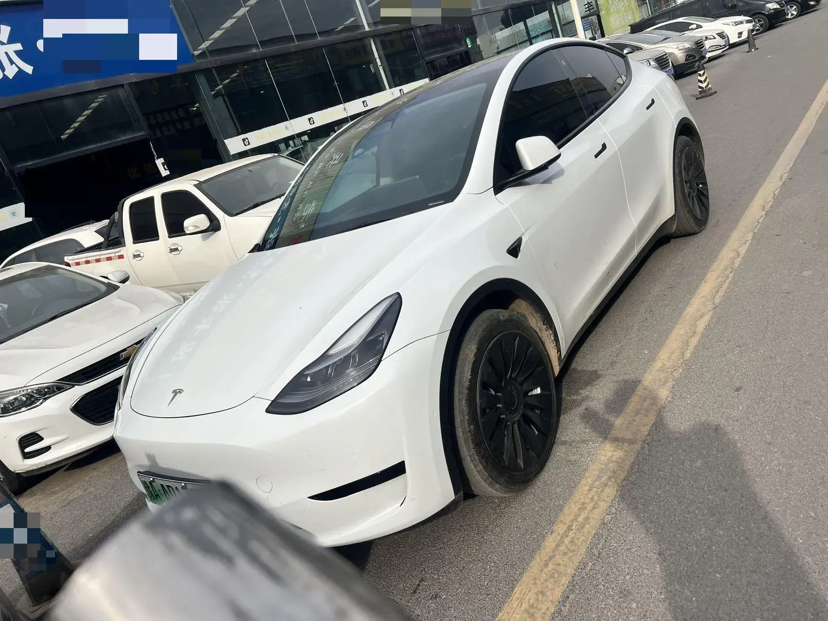 2022 TESLA MODEL view 1
