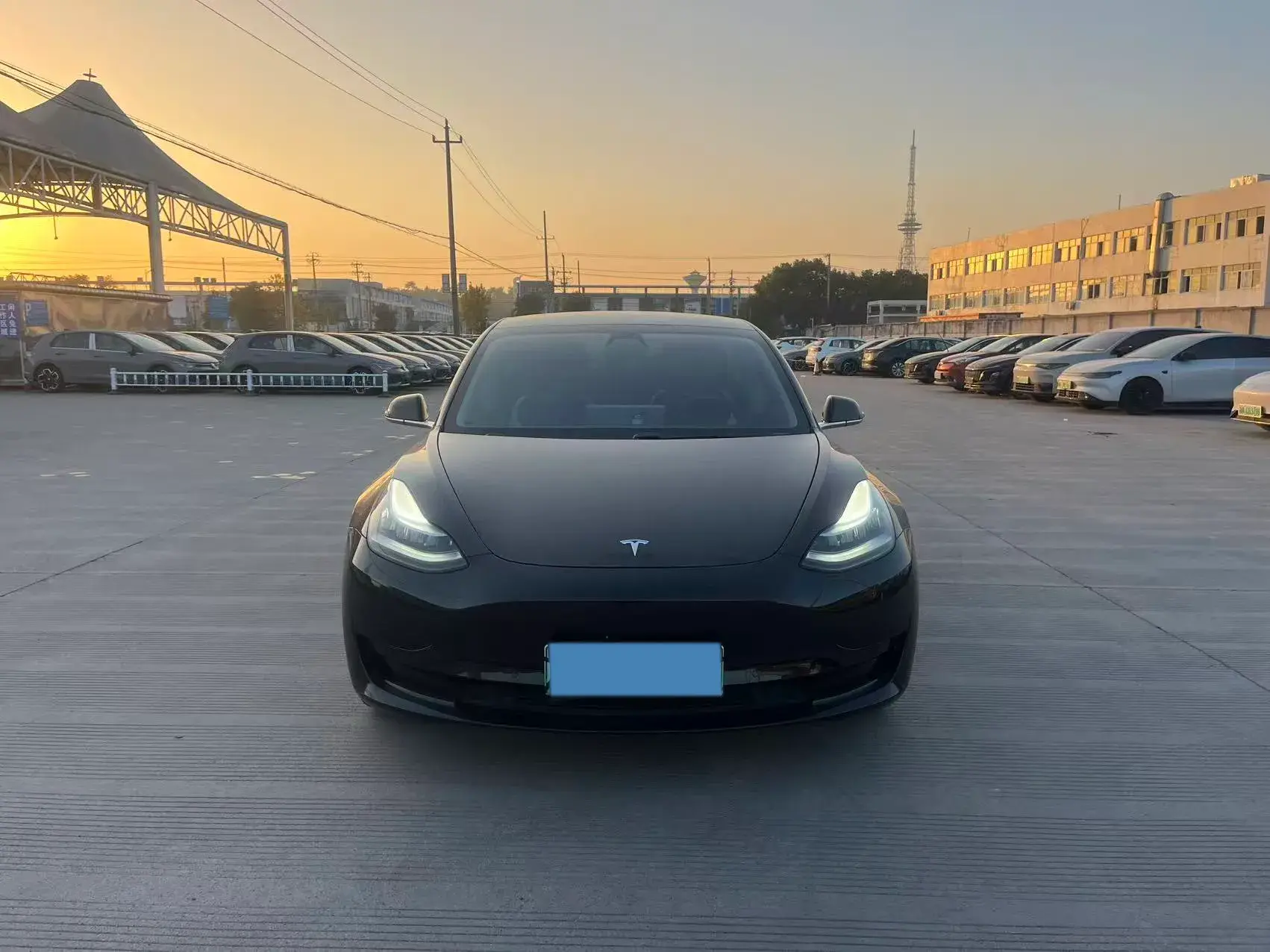 2019 TESLA MODEL thumbnail 2