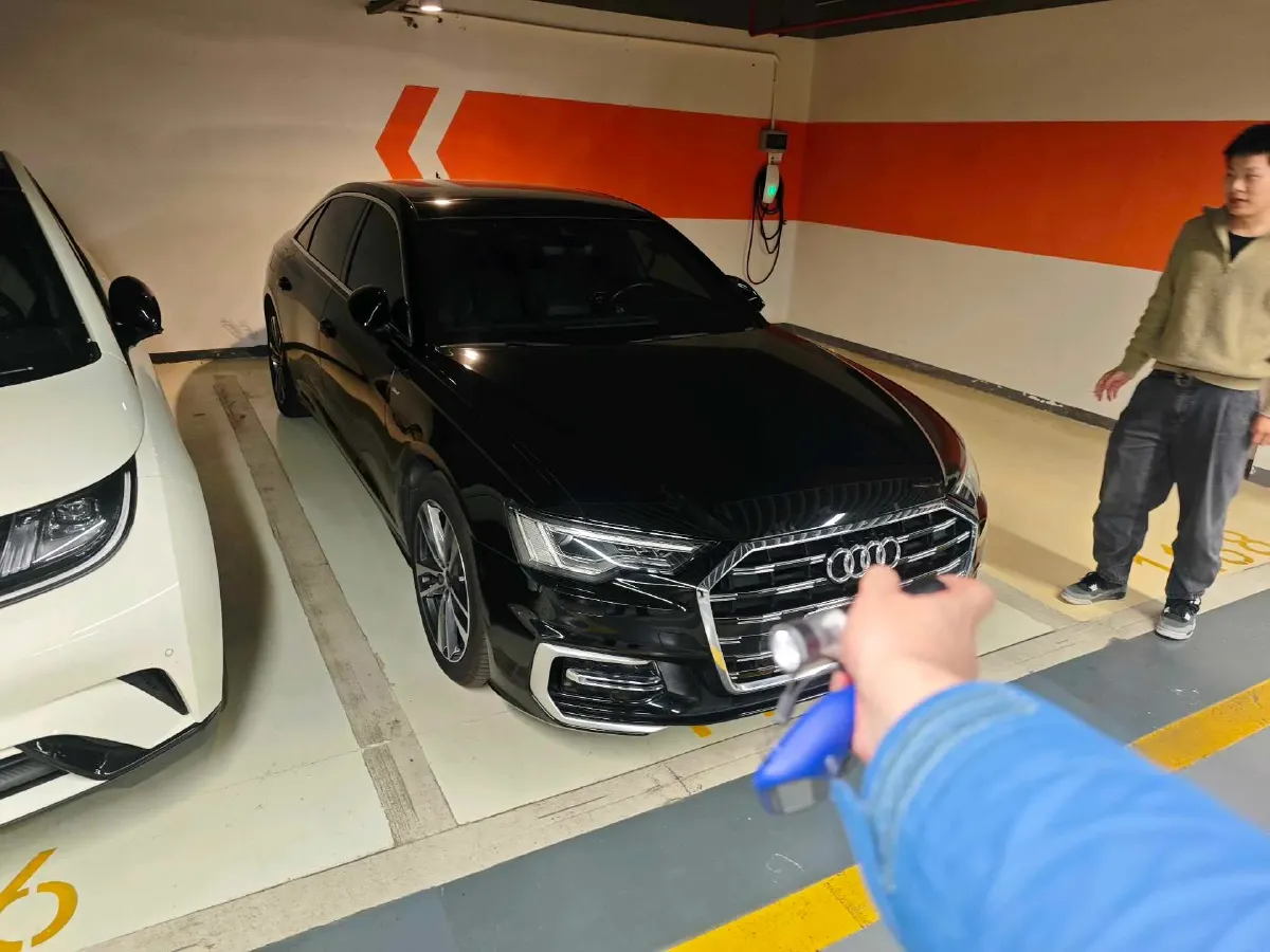 2023 Audi A6L 2.0T 190HP L4 7DCT,autocango,china used car exporter,china ev exporter,chinese used car exporter,chinese used ev exporter