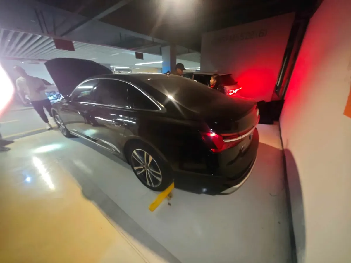 2023 Audi A6L 2.0T 190HP L4 7DCT,autocango,china used car exporter,china ev exporter,chinese used car exporter,chinese used ev exporter