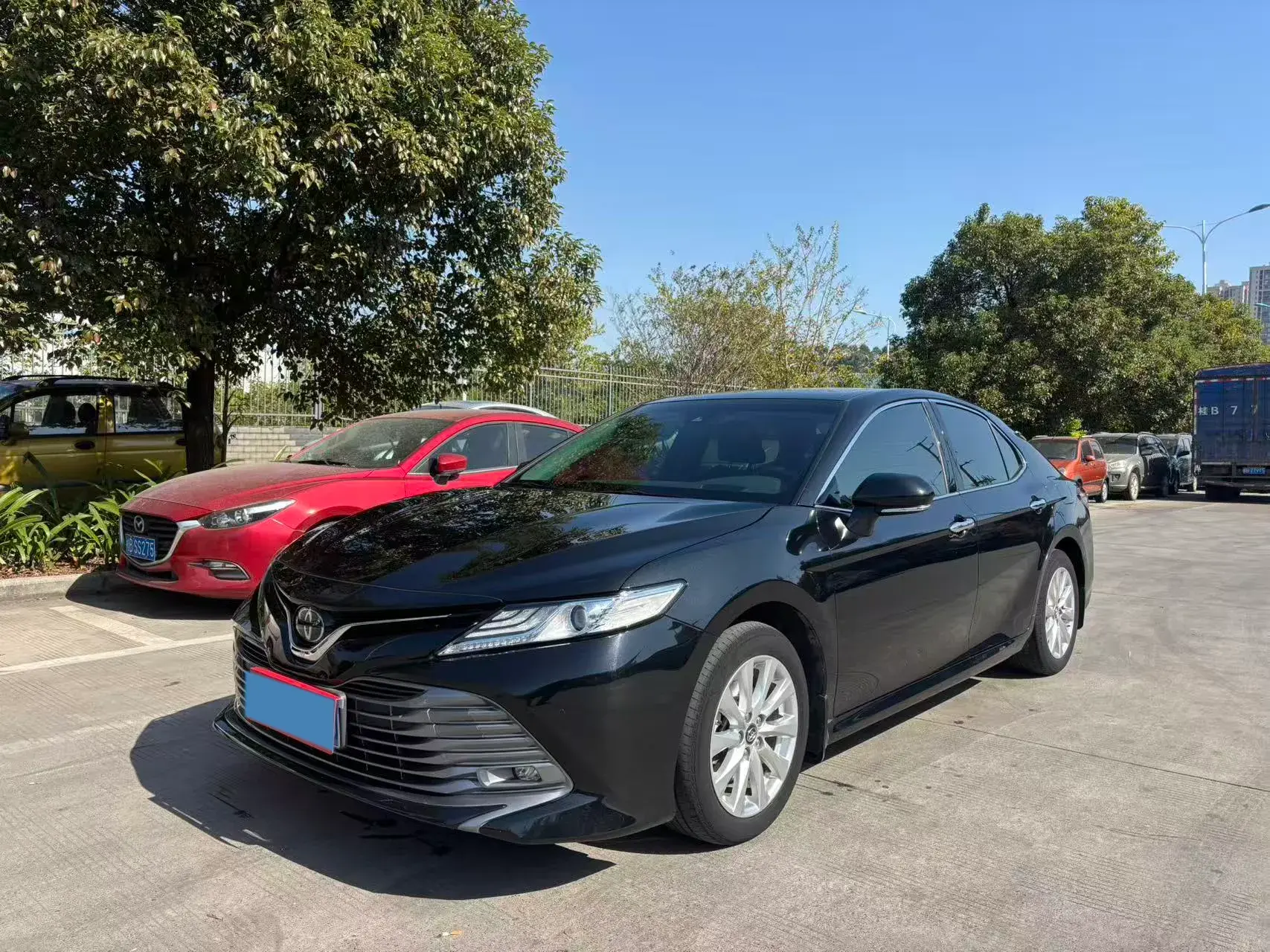 2019 TOYOTA CAMRY view 1