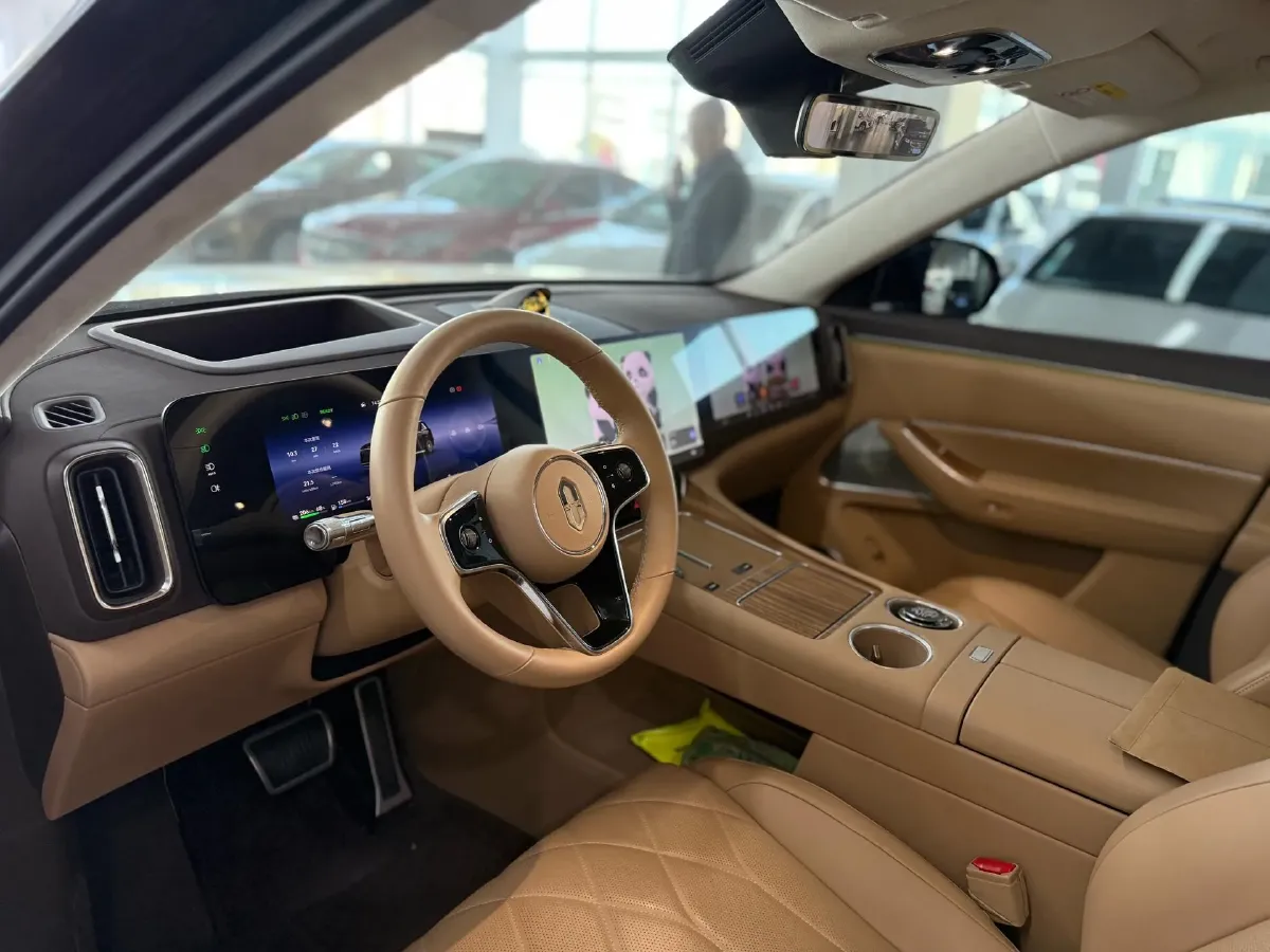 2025 HIMA AITO M8 REEV 160HP REEV 53.4KWH,autocango,china used car exporter,china ev exporter,chinese used car exporter,chinese used ev exporter