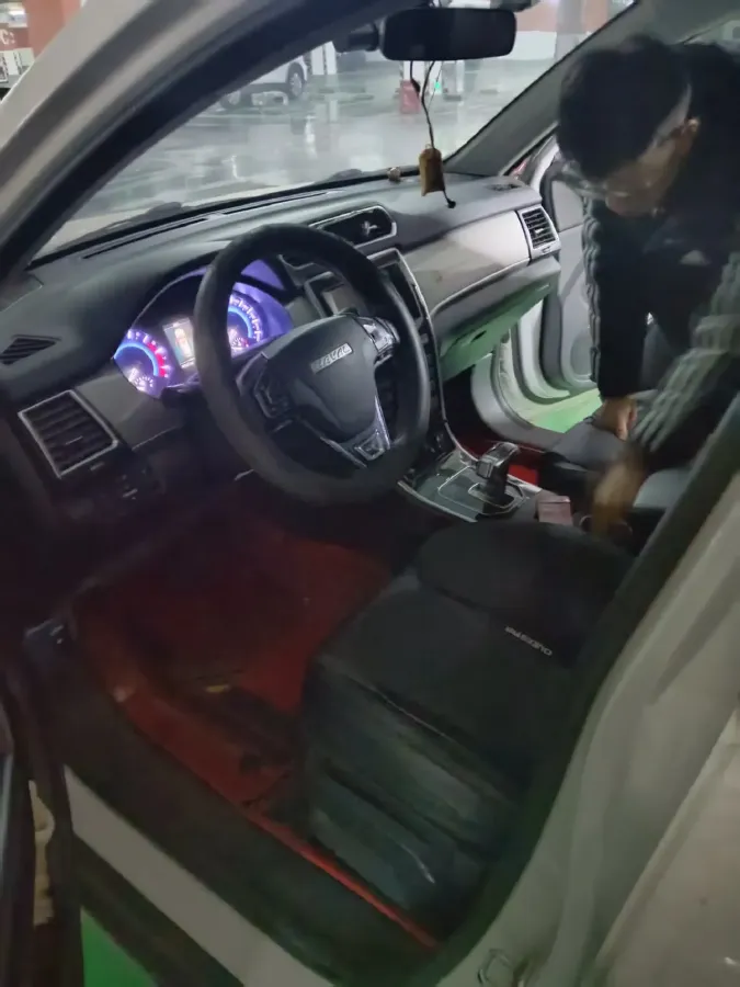 2018 Haval H2 1.5T 150HP L4 7DCT,autocango,china used car exporter,china ev exporter,chinese used car exporter,chinese used ev exporter