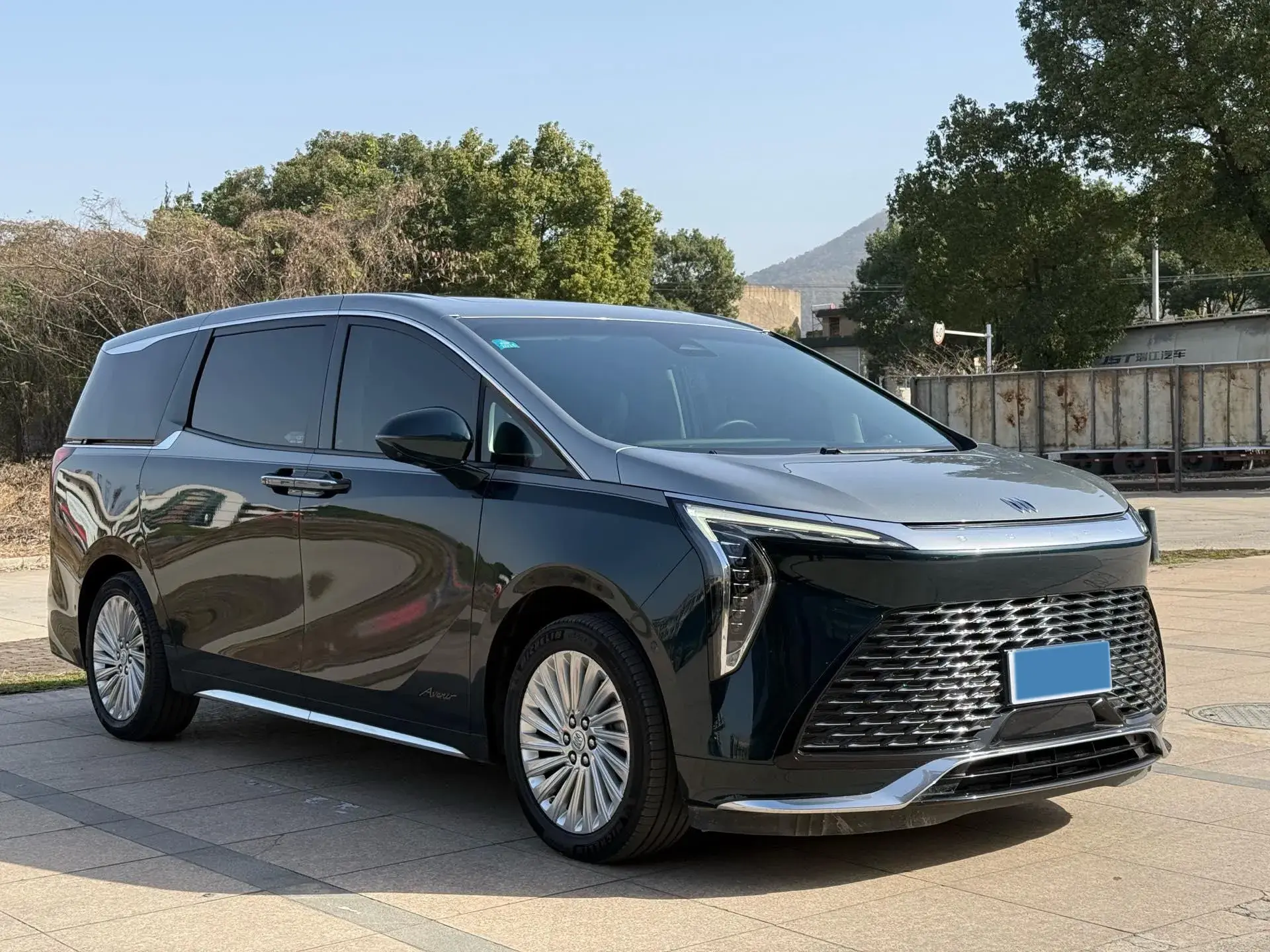 2023 BUICK CENTURY thumbnail 3