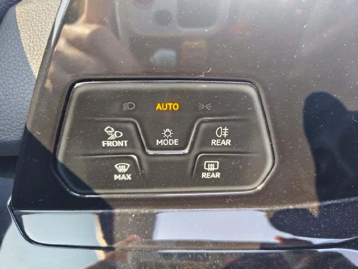 2023 Volkswagen Golf 1.4T 150HP L4 7DCT,autocango,china used car exporter,china ev exporter,chinese used car exporter,chinese used ev exporter