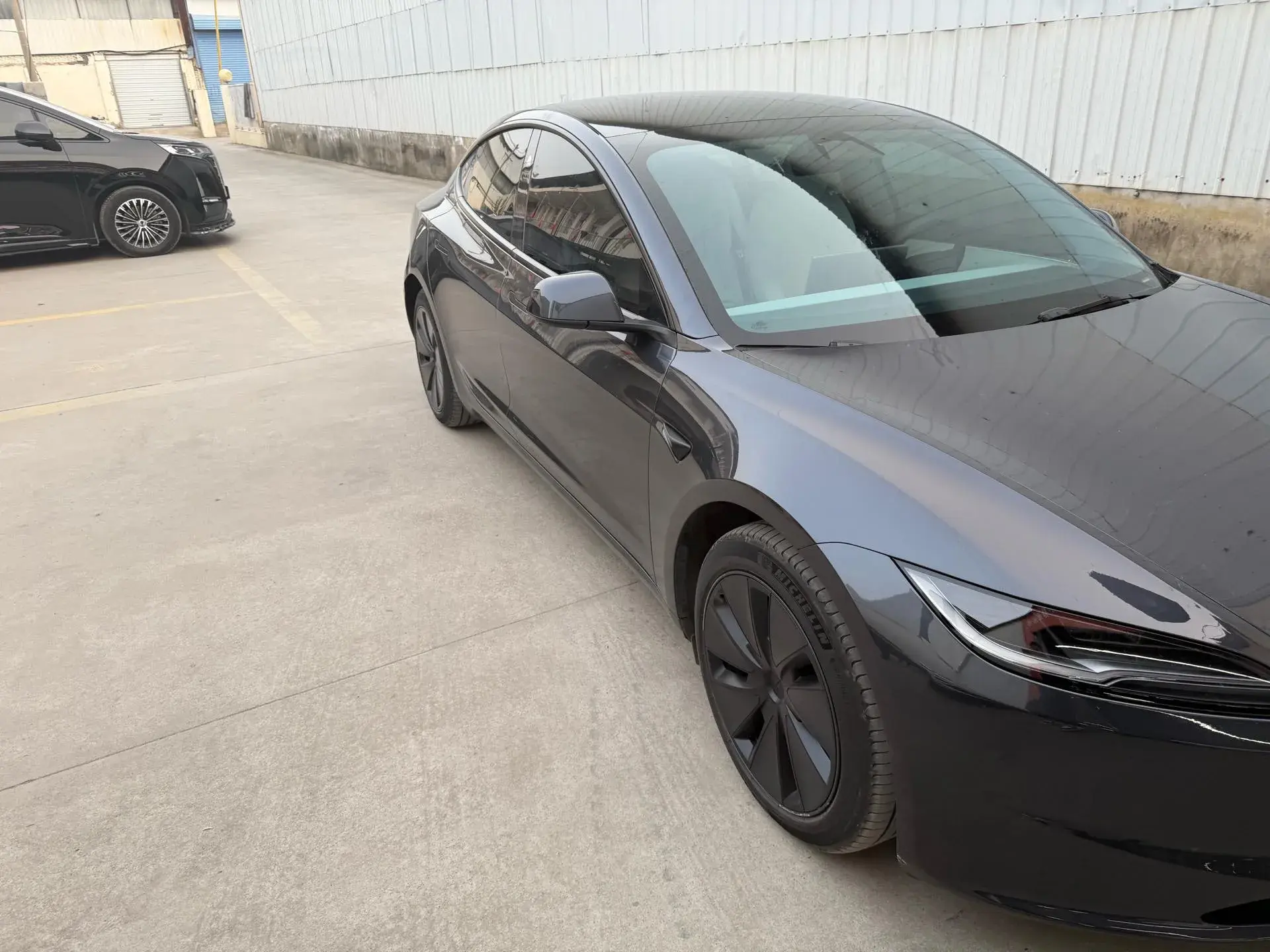 2023 TESLA MODEL thumbnail 3