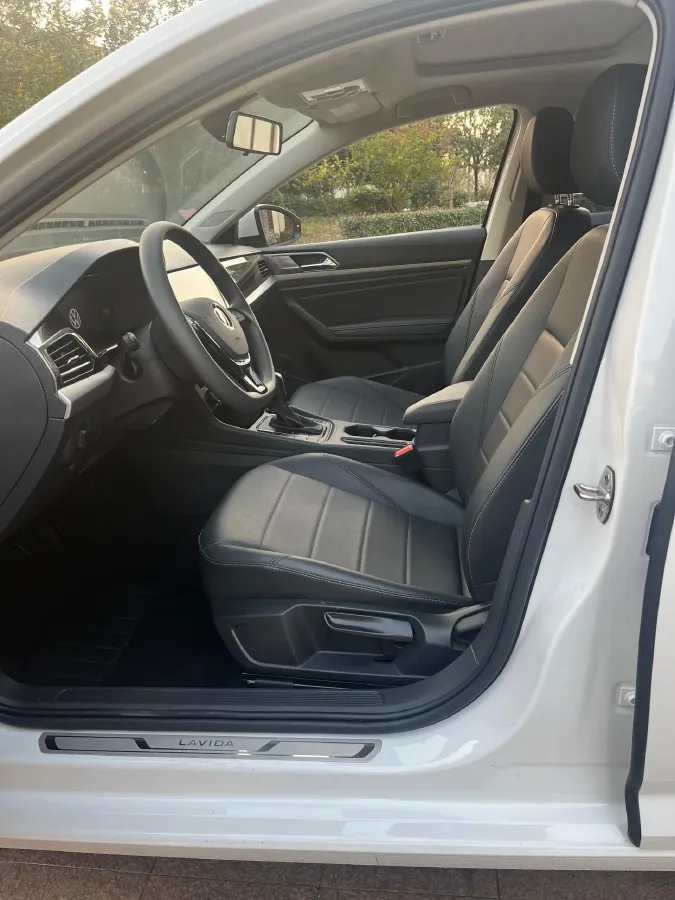 2021 Volkswagen Lavida 1.5L 113HP L4 6AT,autocango,china used car exporter,china ev exporter,chinese used car exporter,chinese used ev exporter