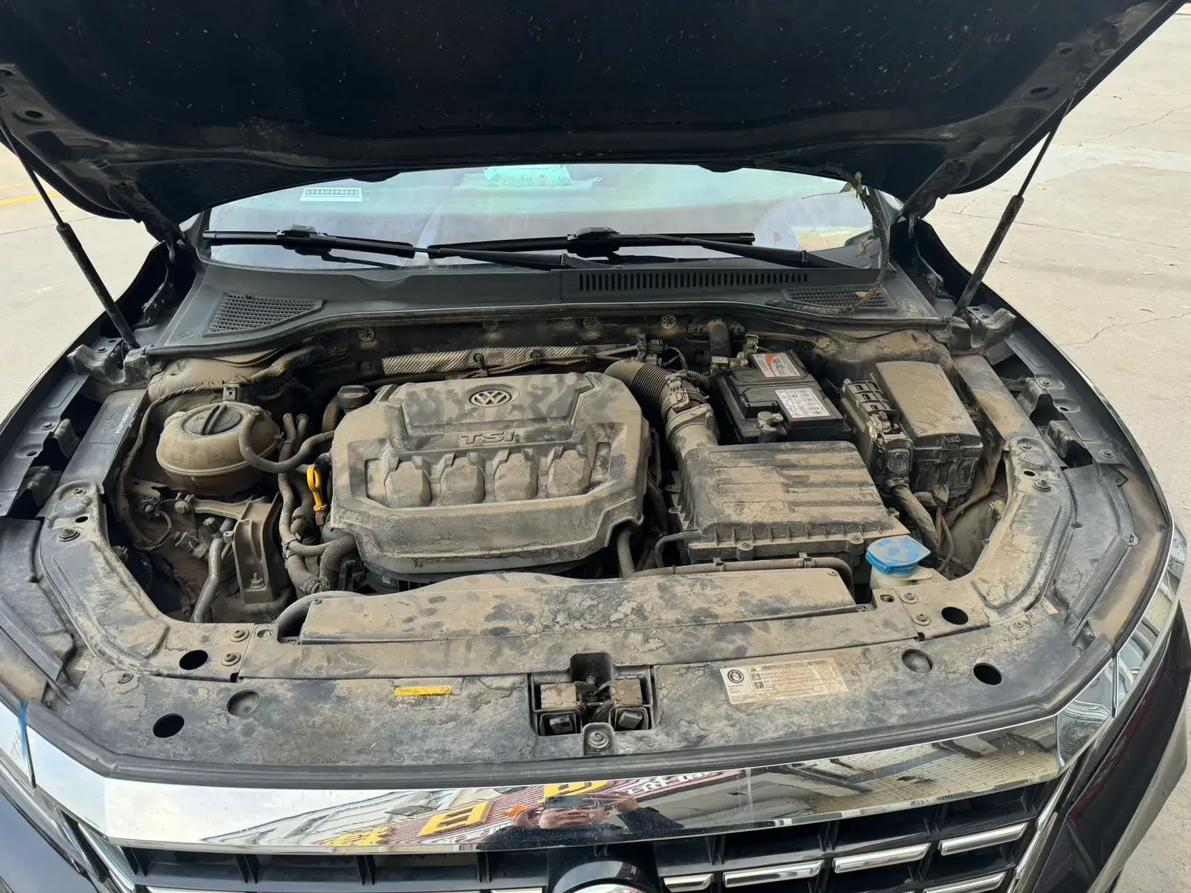 2019 VOLKSWAGEN PASSAT thumbnail 4