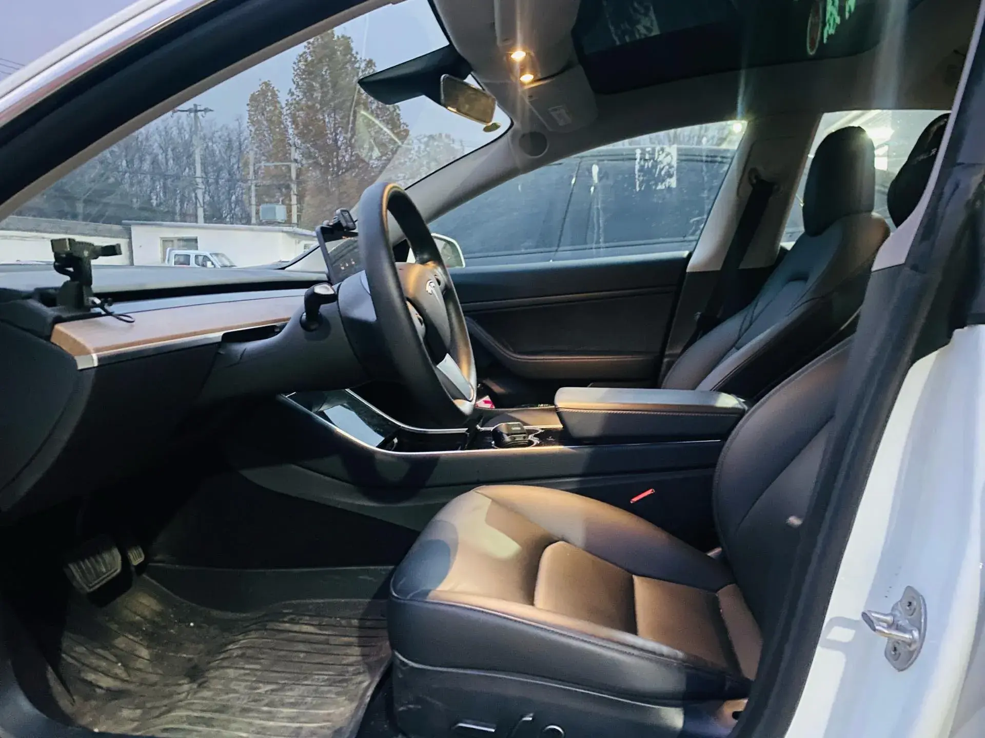 2020 TESLA MODEL thumbnail 3