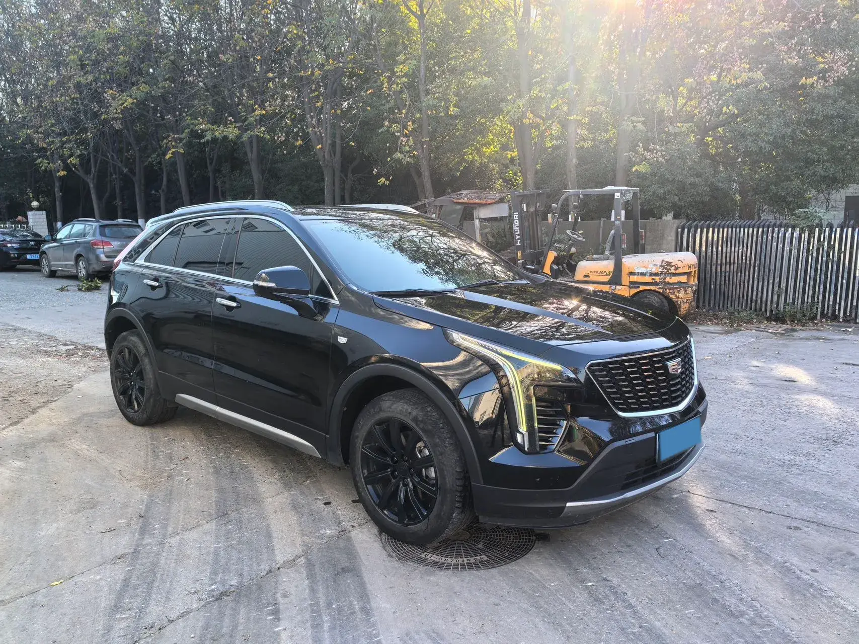 2021 CADILLAC XT4 thumbnail 3