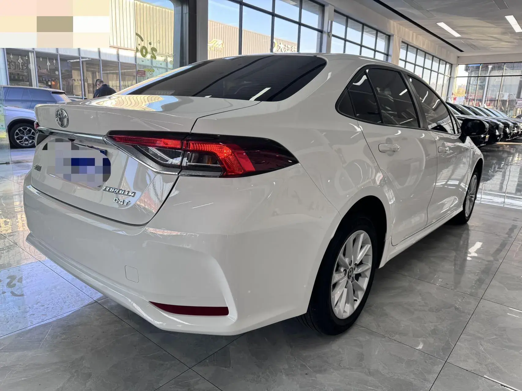 2021 TOYOTA COROLLA thumbnail 4