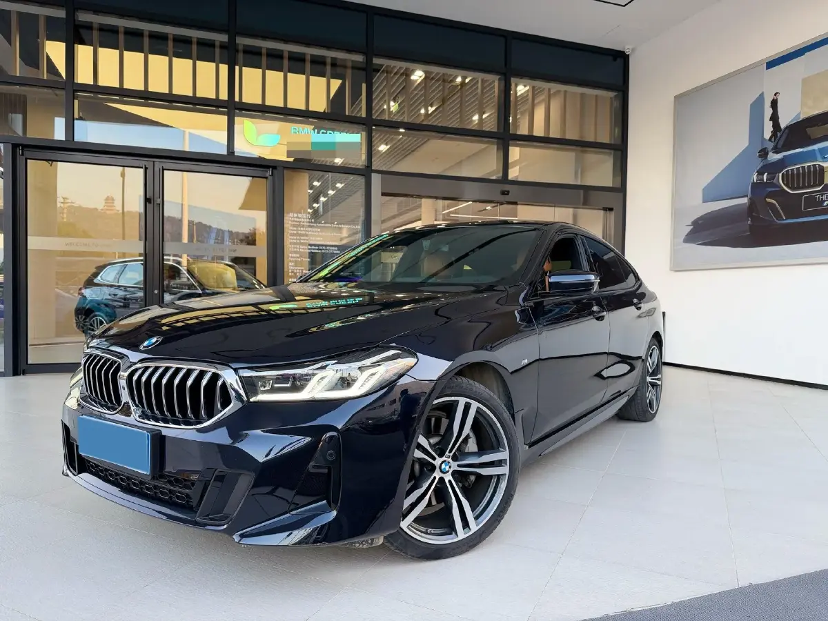 2022 BMW 6 Series GT 2.0T 245HP L4 8AT