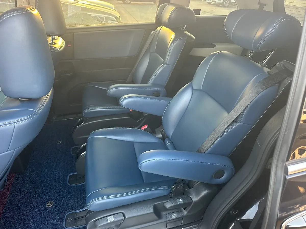 2021 Honda Odyssey 2.0L 146HP L4 E-CVT Hybrid,autocango,china used car exporter,china ev exporter,chinese used car exporter,chinese used ev exporter