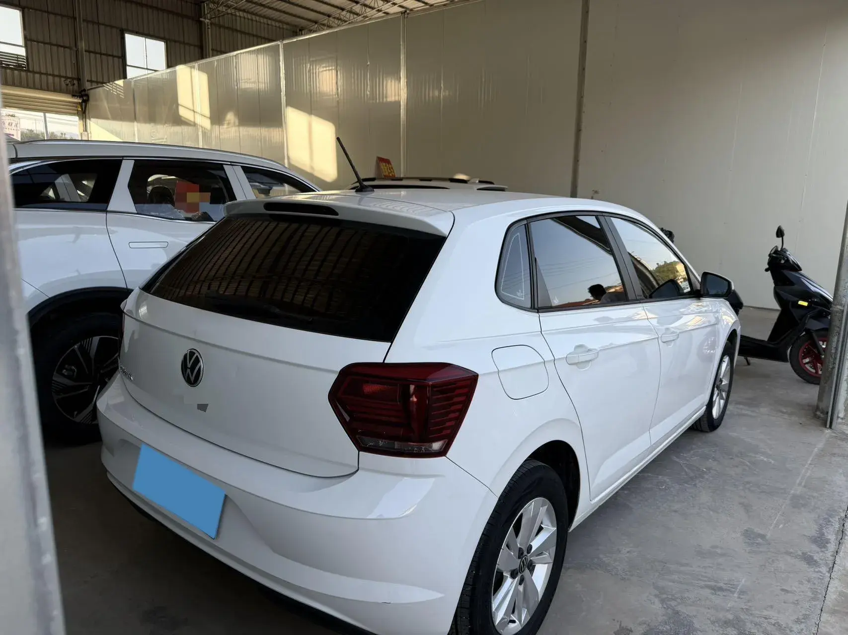 2023 VOLKSWAGEN POLO thumbnail 2