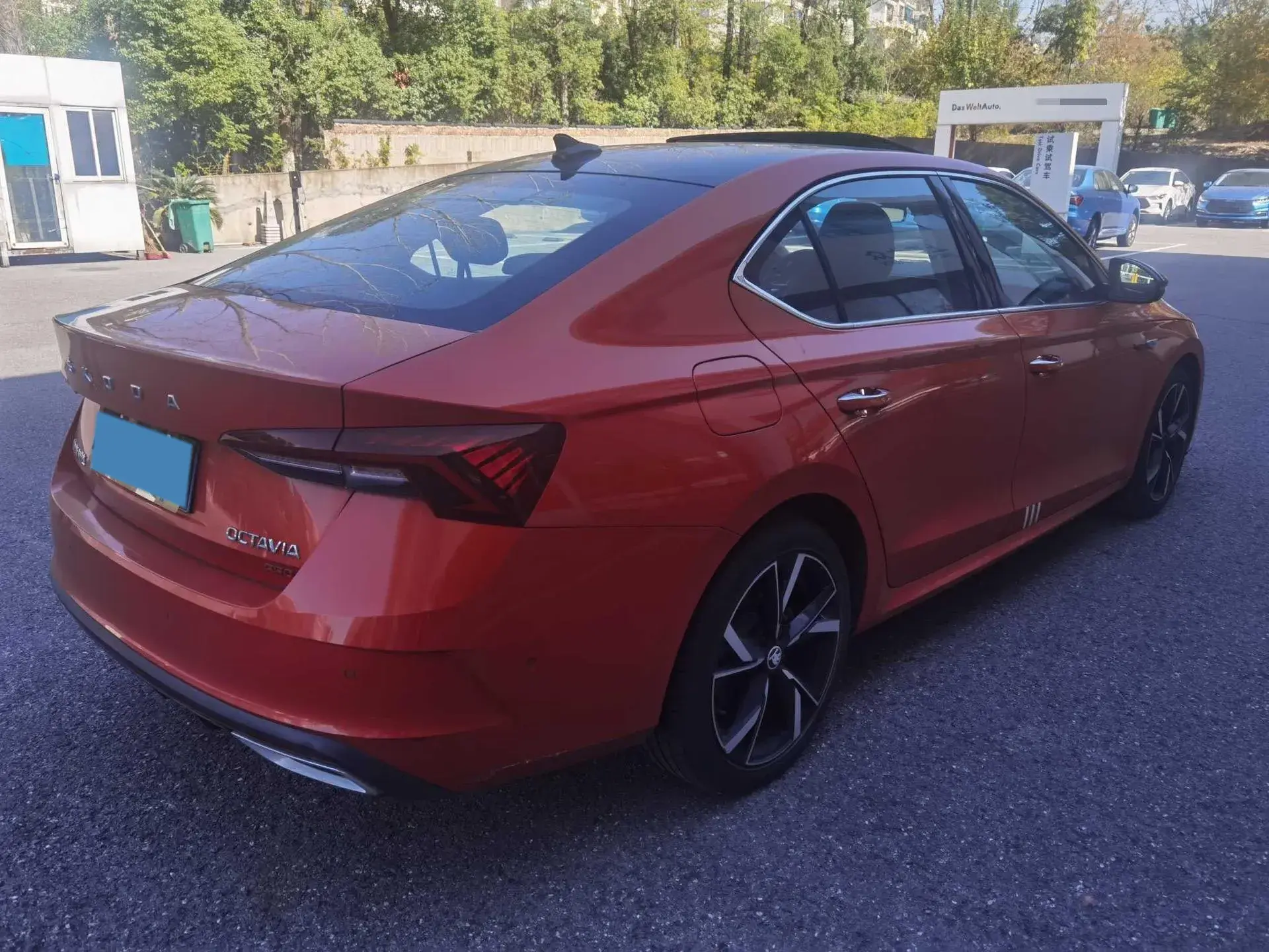 2021 SKODA OCTAVIA thumbnail 4