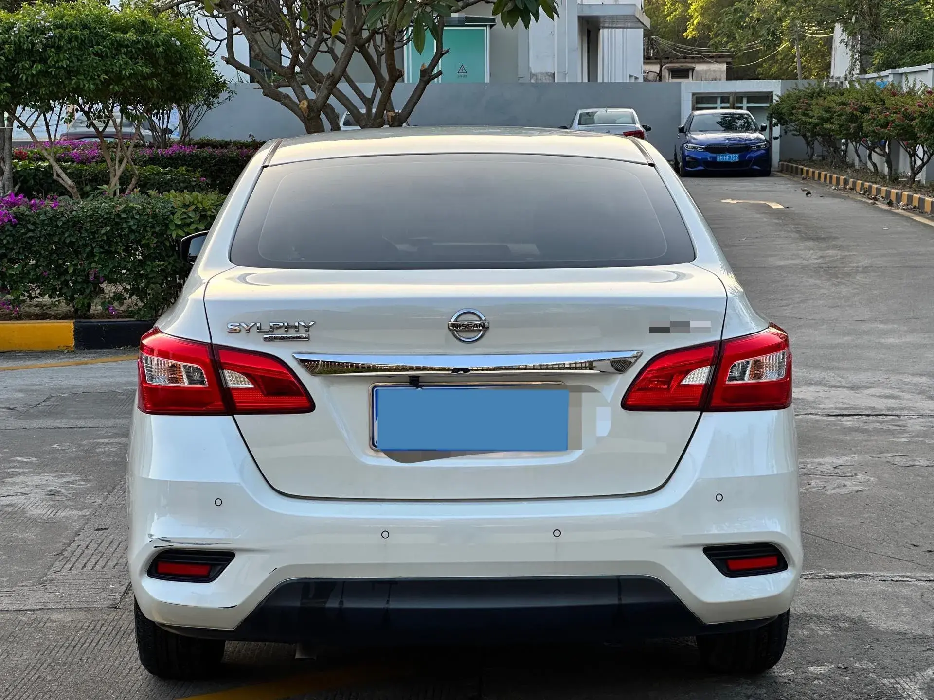 2021 NISSAN SYLPHY thumbnail 4