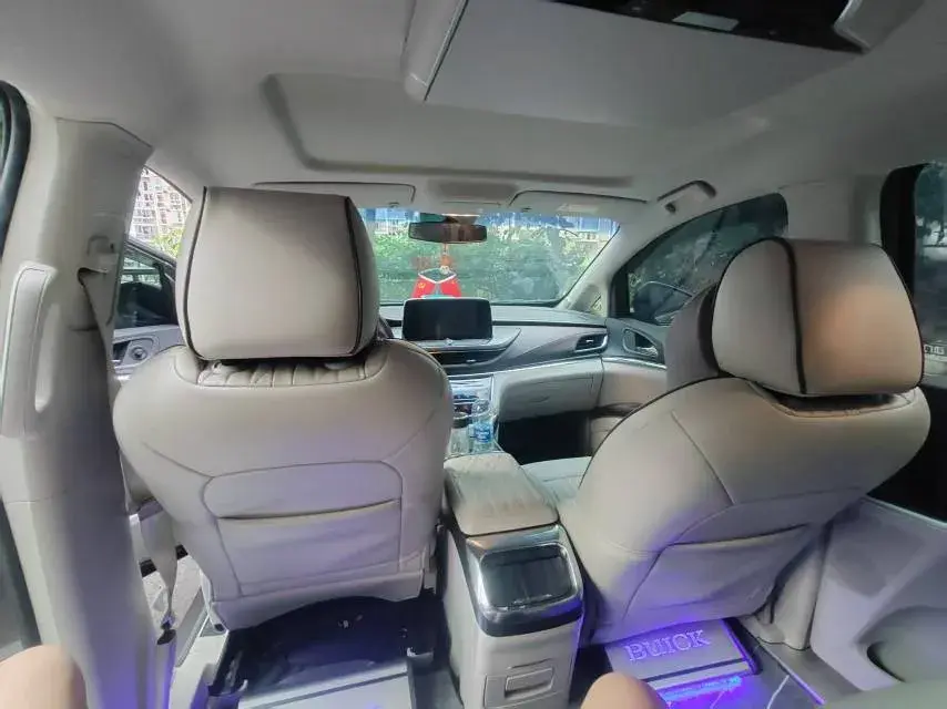 2023 BUICK GL8 thumbnail 2