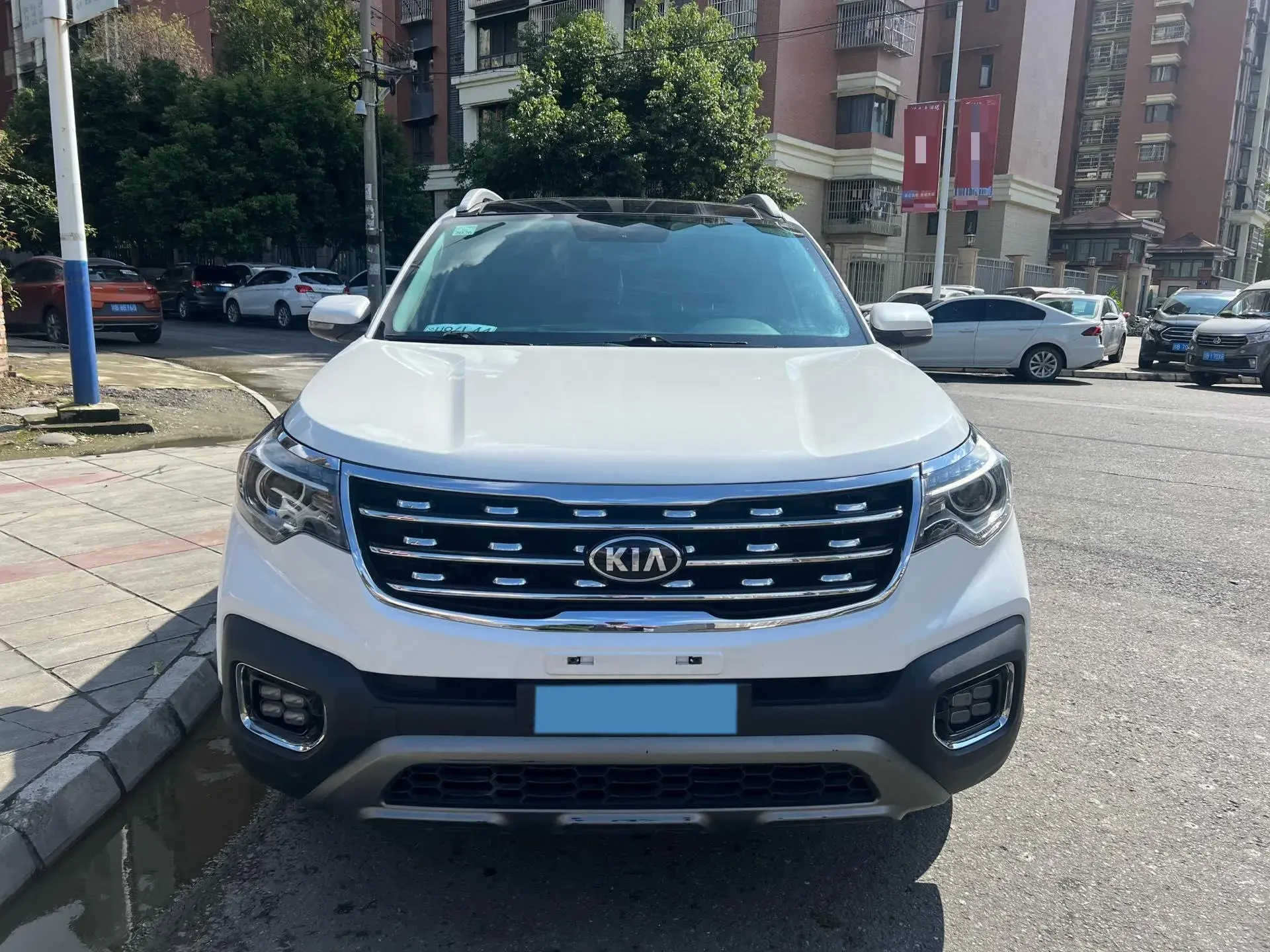 2018 KIA SPORTAGE thumbnail 3