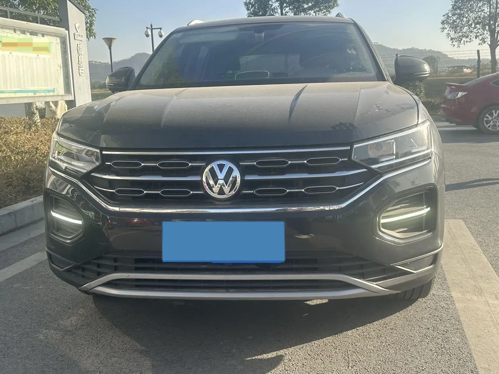 2020 VOLKSWAGEN TAYRON thumbnail 2