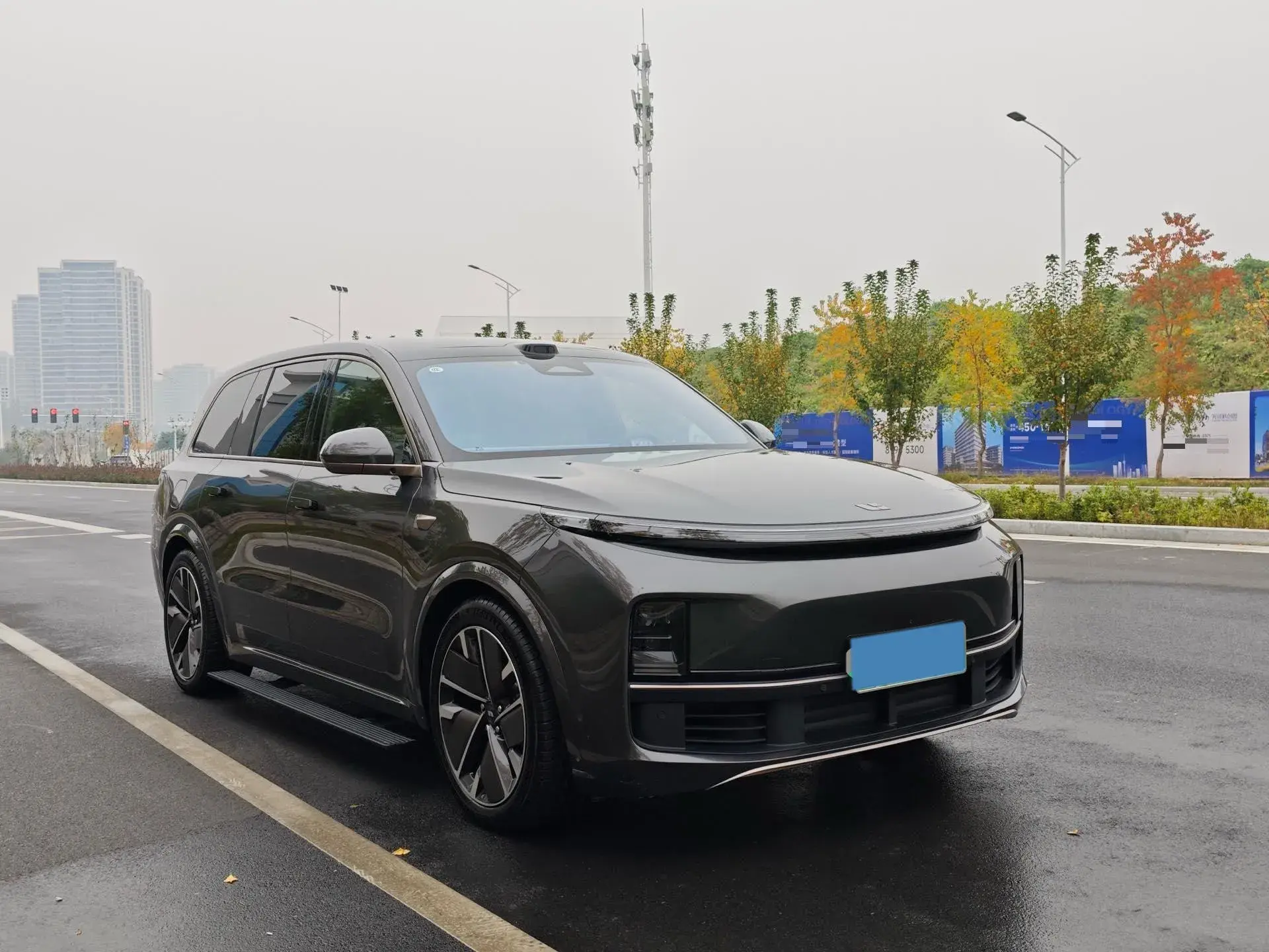 2025 LI L9 thumbnail 3