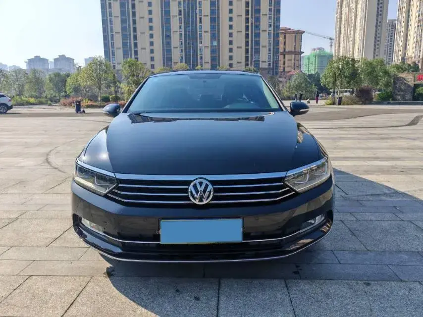 2019 VOLKSWAGEN MAGOTAN thumbnail 2