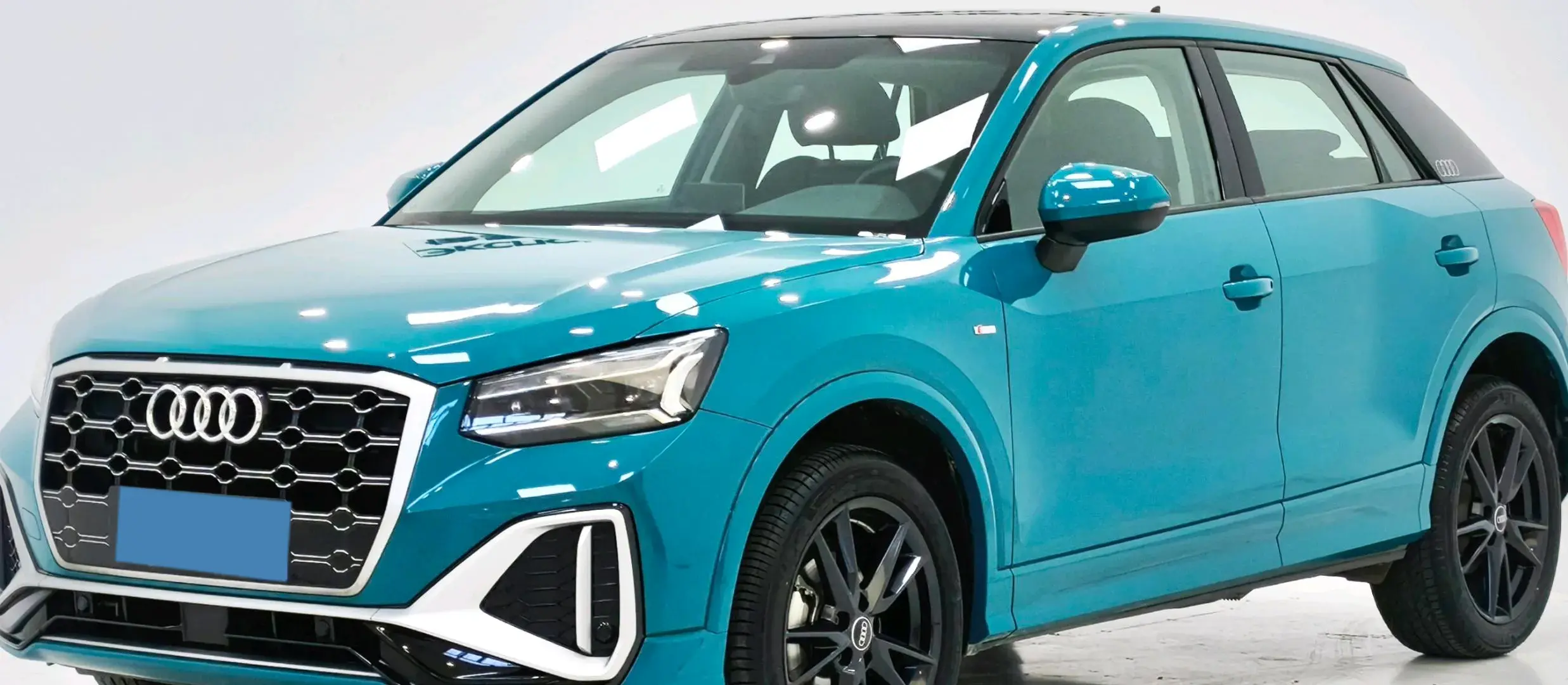 2022 AUDI Q2L view 1