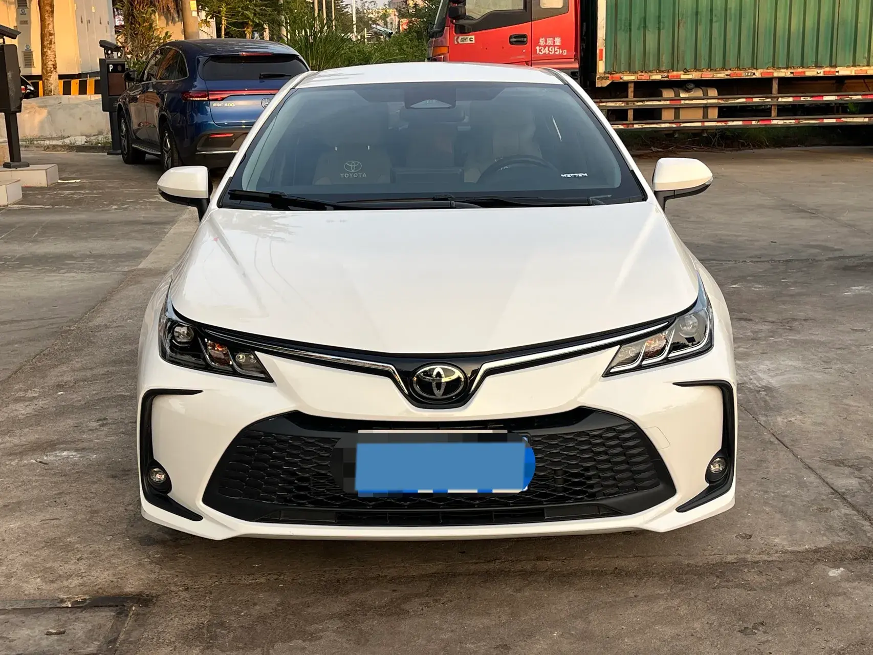 2024 TOYOTA COROLLA thumbnail 2