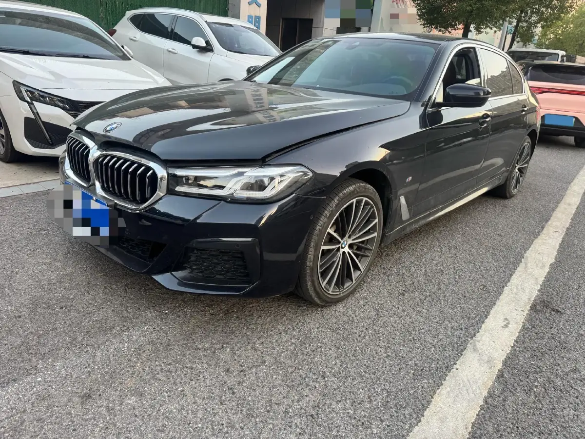2023 BMW 5 Series 2.0T 245HP L4 8AT