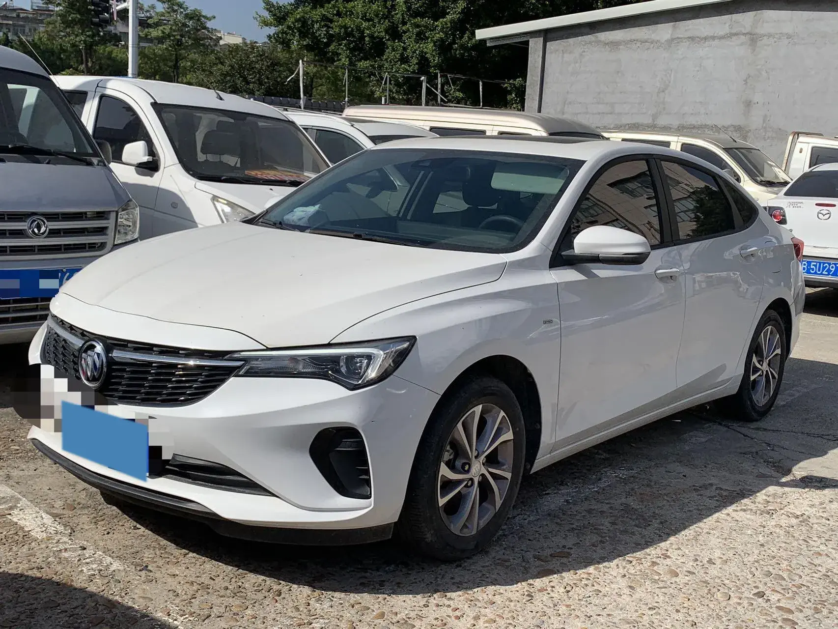 2022 BUICK VERANO view 1