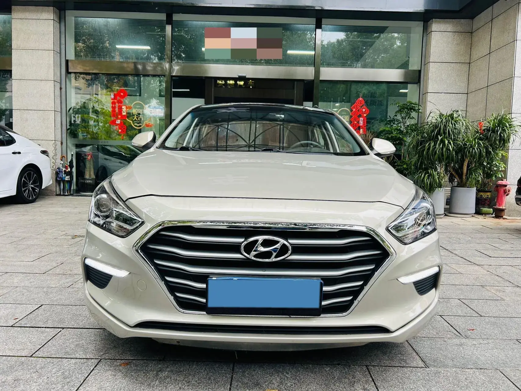 2017 HYUNDAI MISTRA thumbnail 2