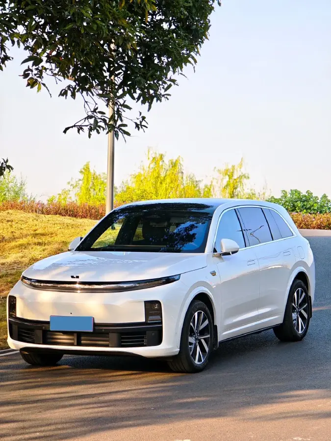 2023 Li L7 Range Extended 154HP REEV 40.9KWH