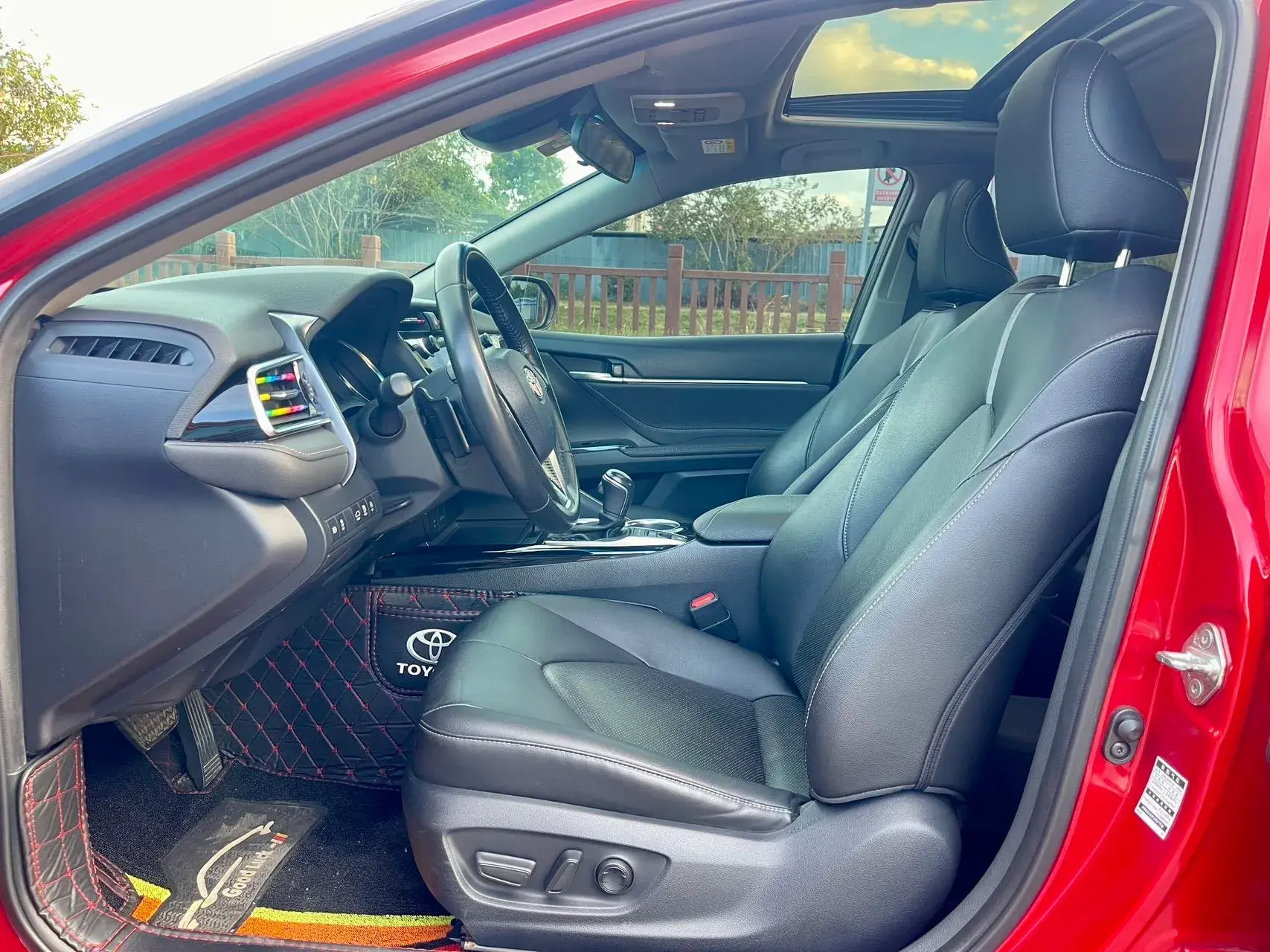 2019 TOYOTA CAMRY thumbnail 4