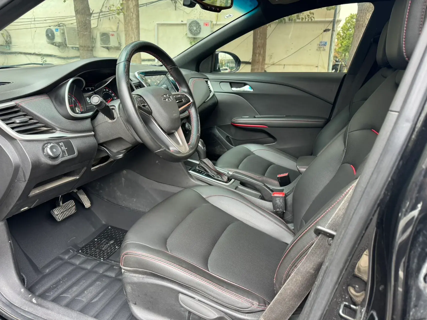 2019 CHEVROLET MONZA thumbnail 3