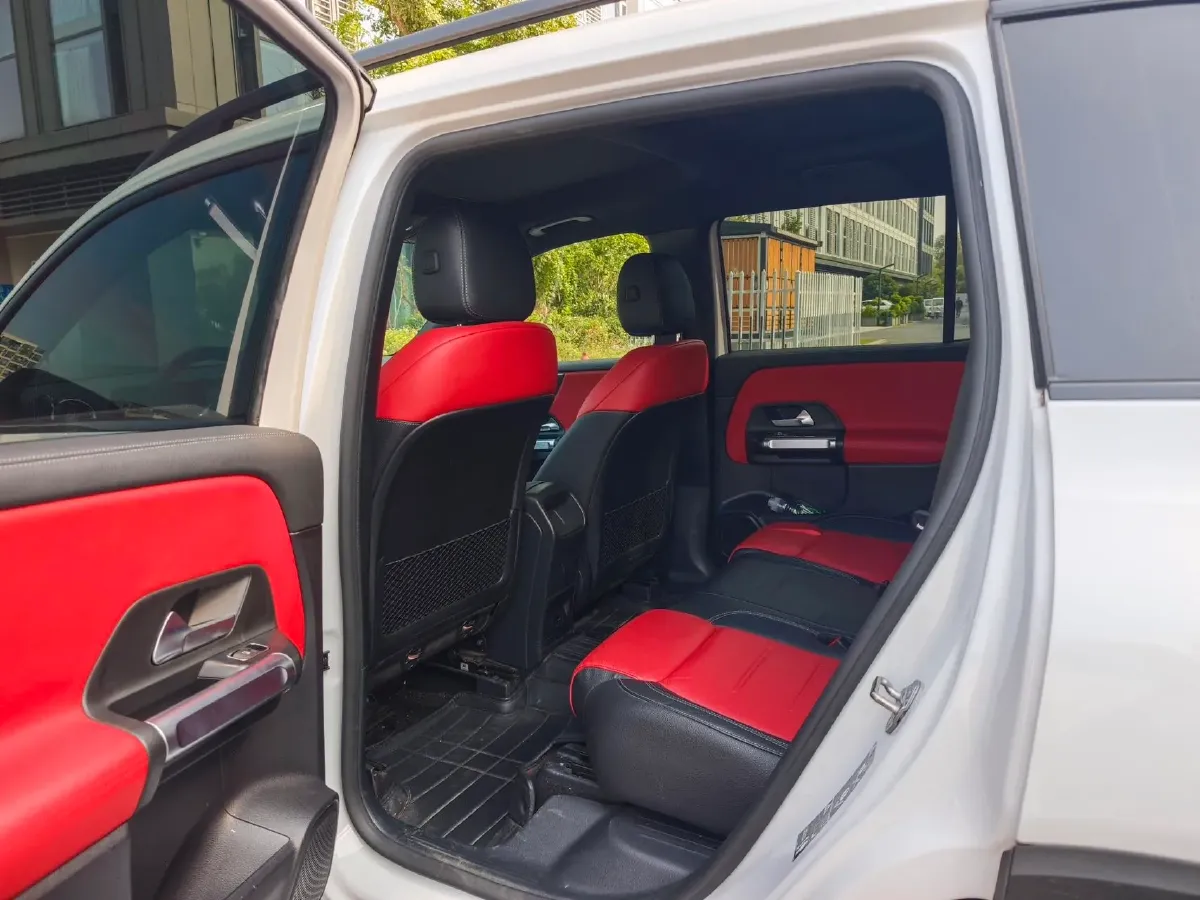 2021 Mercedes-Benz GLB AMG 2.0T 306HP L4 8DCT,autocango,china used car exporter,china ev exporter,chinese used car exporter,chinese used ev exporter