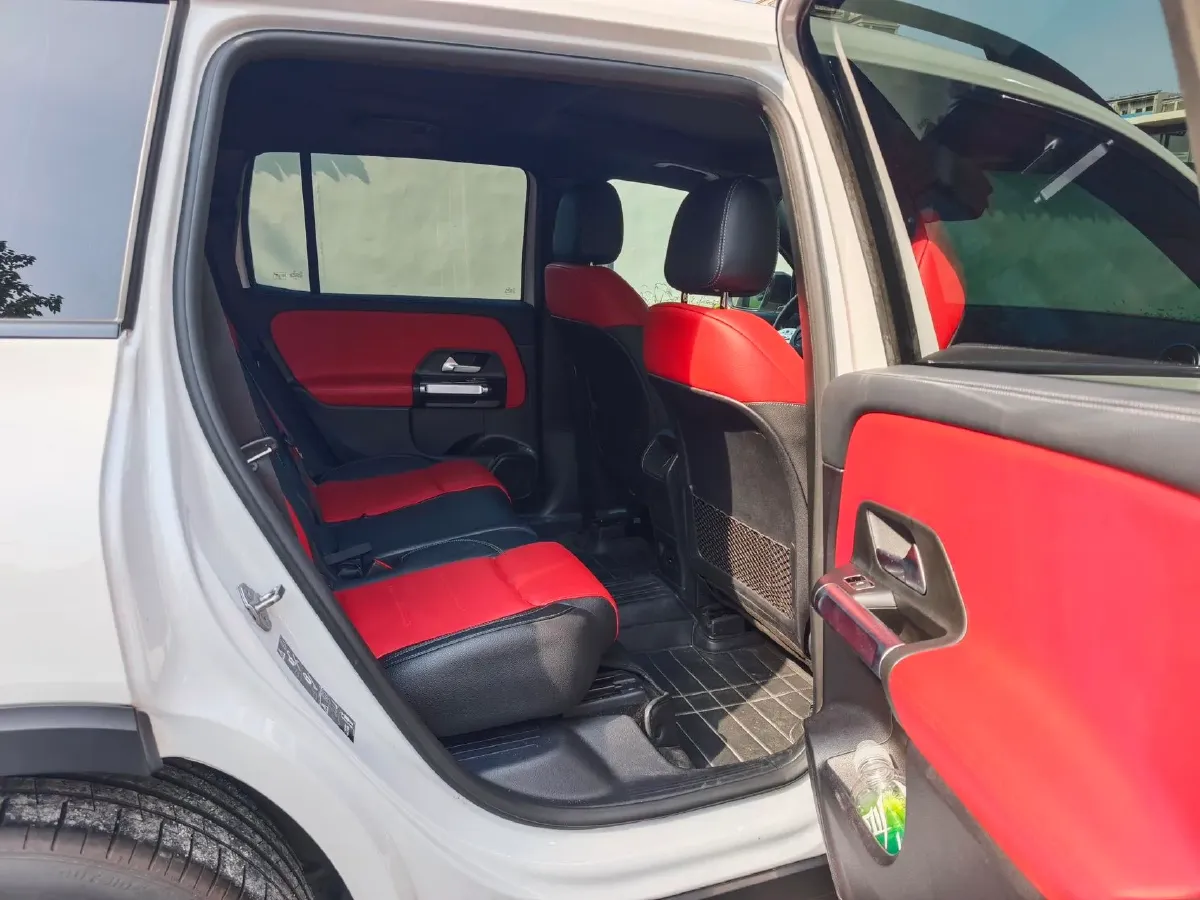 2021 Mercedes-Benz GLB AMG 2.0T 306HP L4 8DCT,autocango,china used car exporter,china ev exporter,chinese used car exporter,chinese used ev exporter