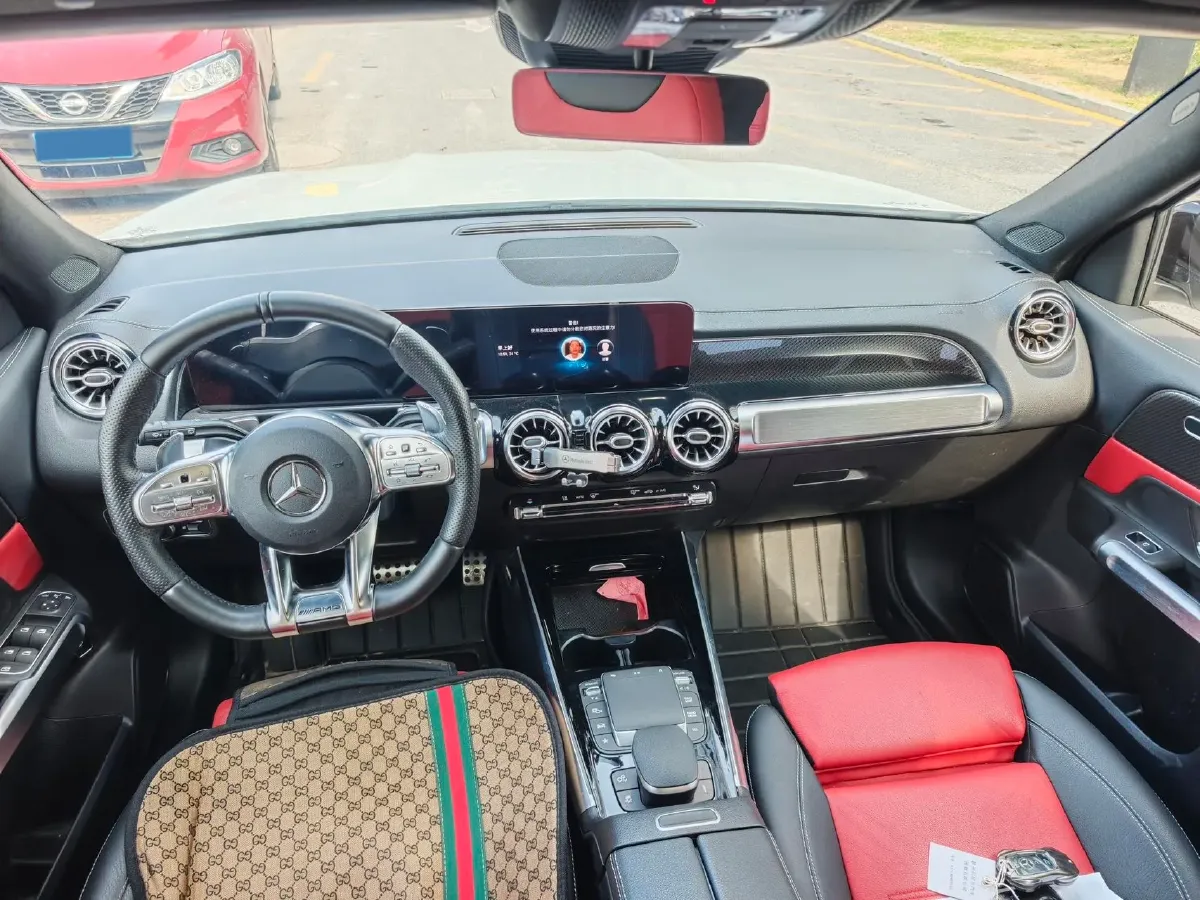 2021 Mercedes-Benz GLB AMG 2.0T 306HP L4 8DCT,autocango,china used car exporter,china ev exporter,chinese used car exporter,chinese used ev exporter