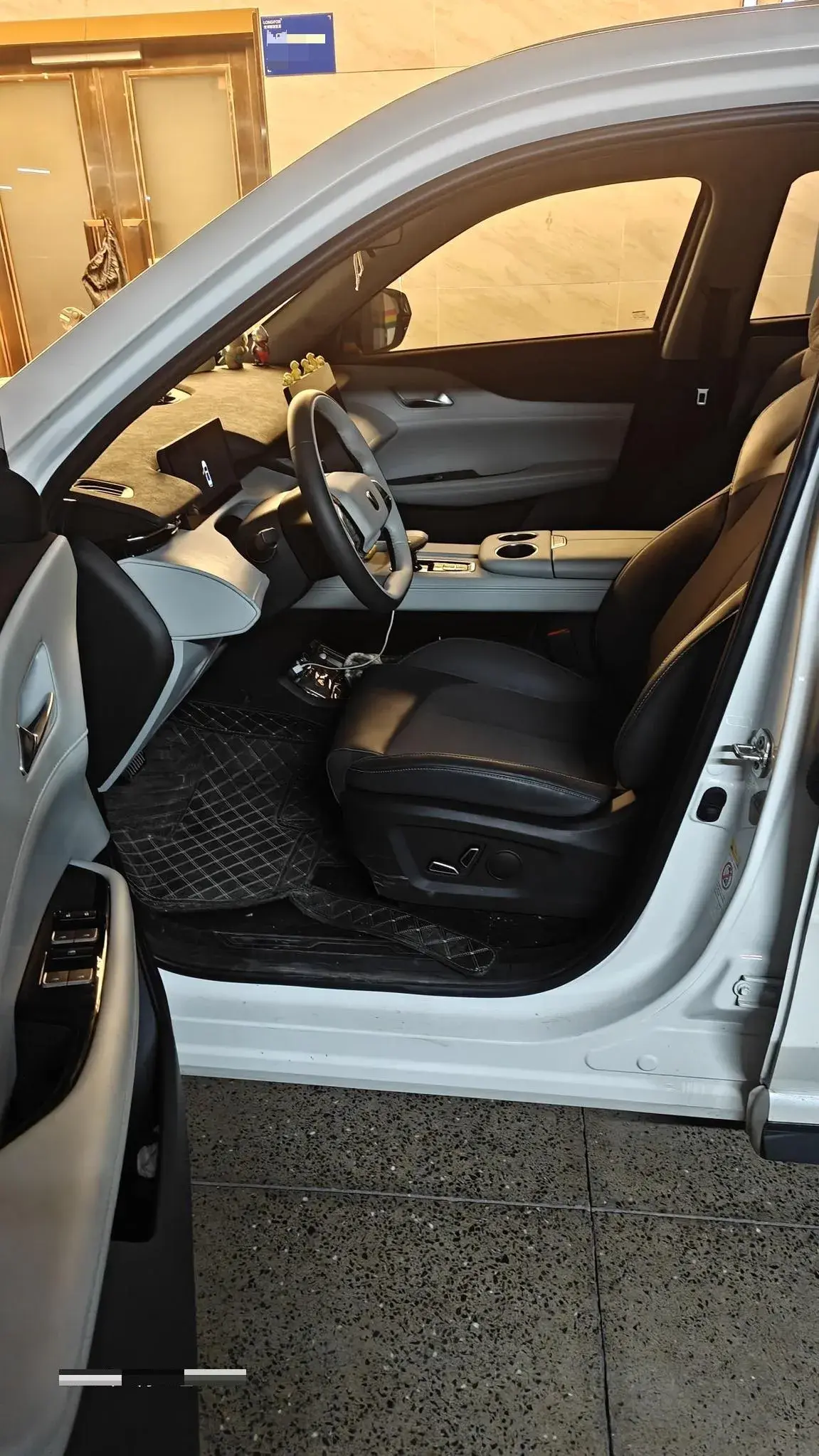 2025 CHANGAN UNI-Z thumbnail 4