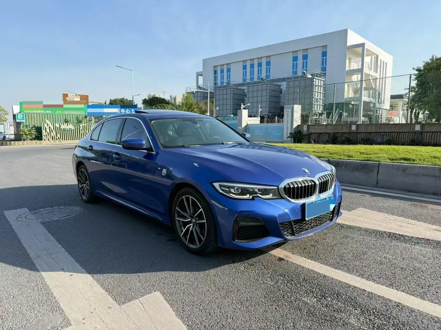 2021 BMW 3 thumbnail 2