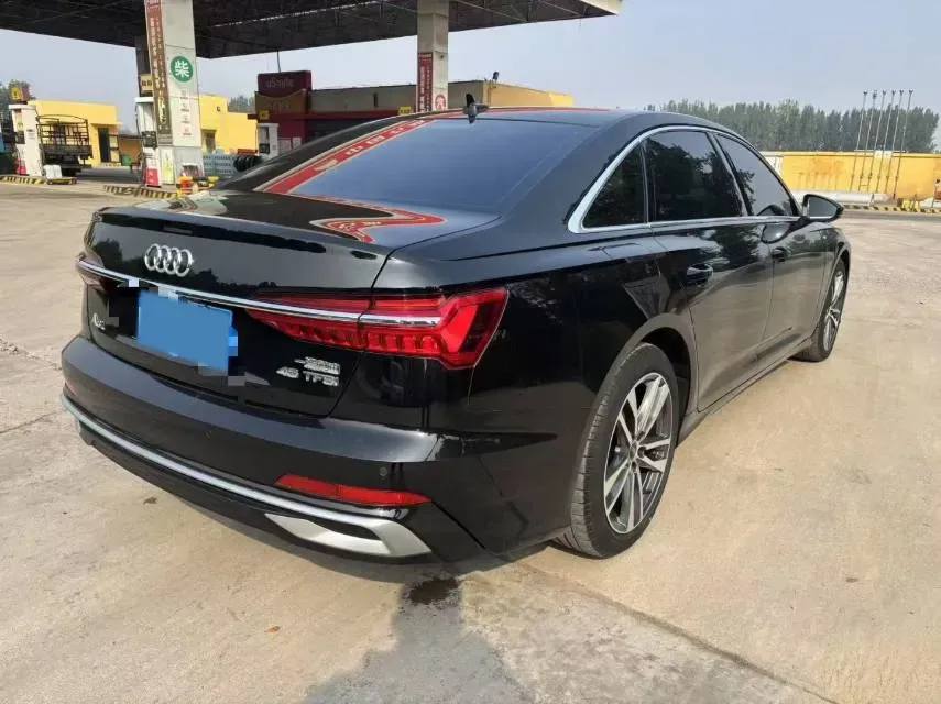 2023 Audi A6L 2.0T 190HP L4 7DCT,autocango,china used car exporter,china ev exporter,chinese used car exporter,chinese used ev exporter