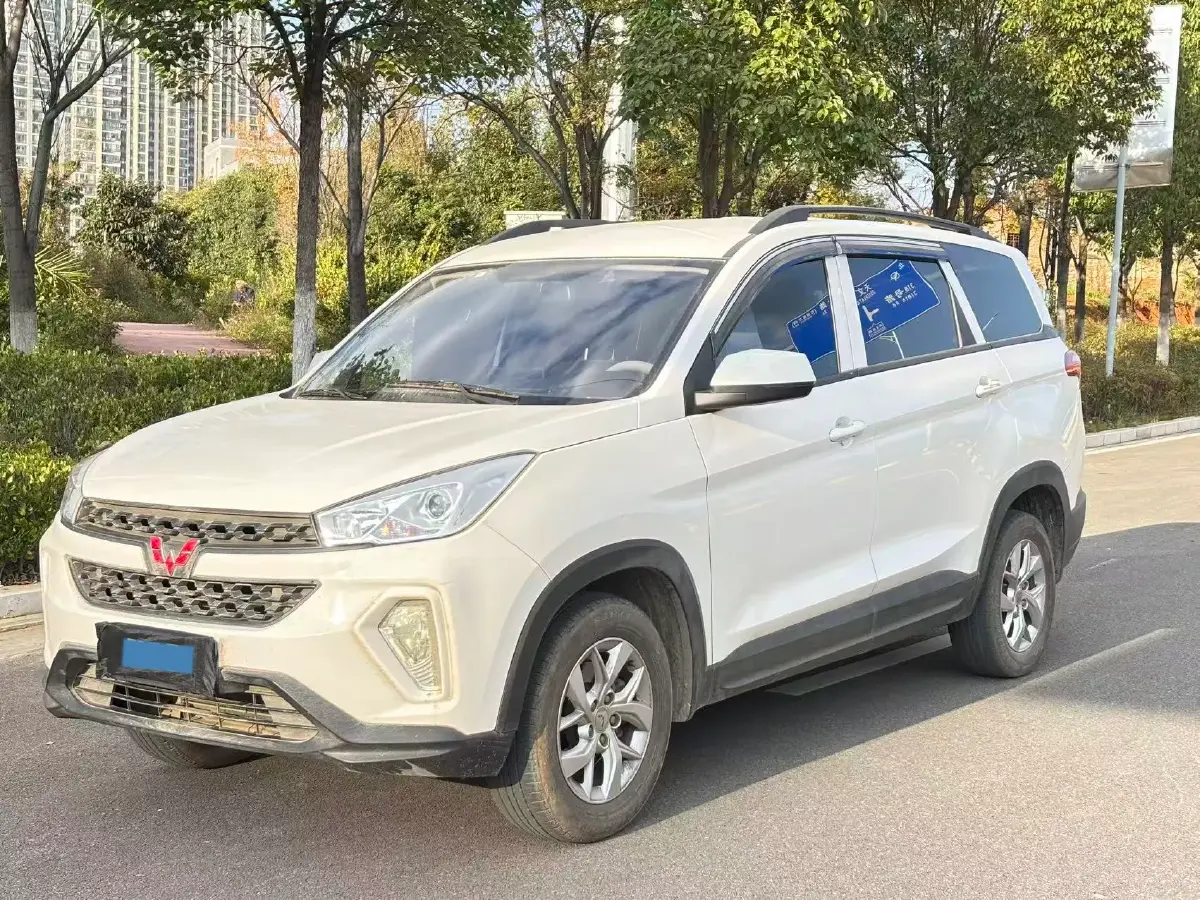 2019 WuLing HongGuang S3 1.5T 147HP L4 6MT