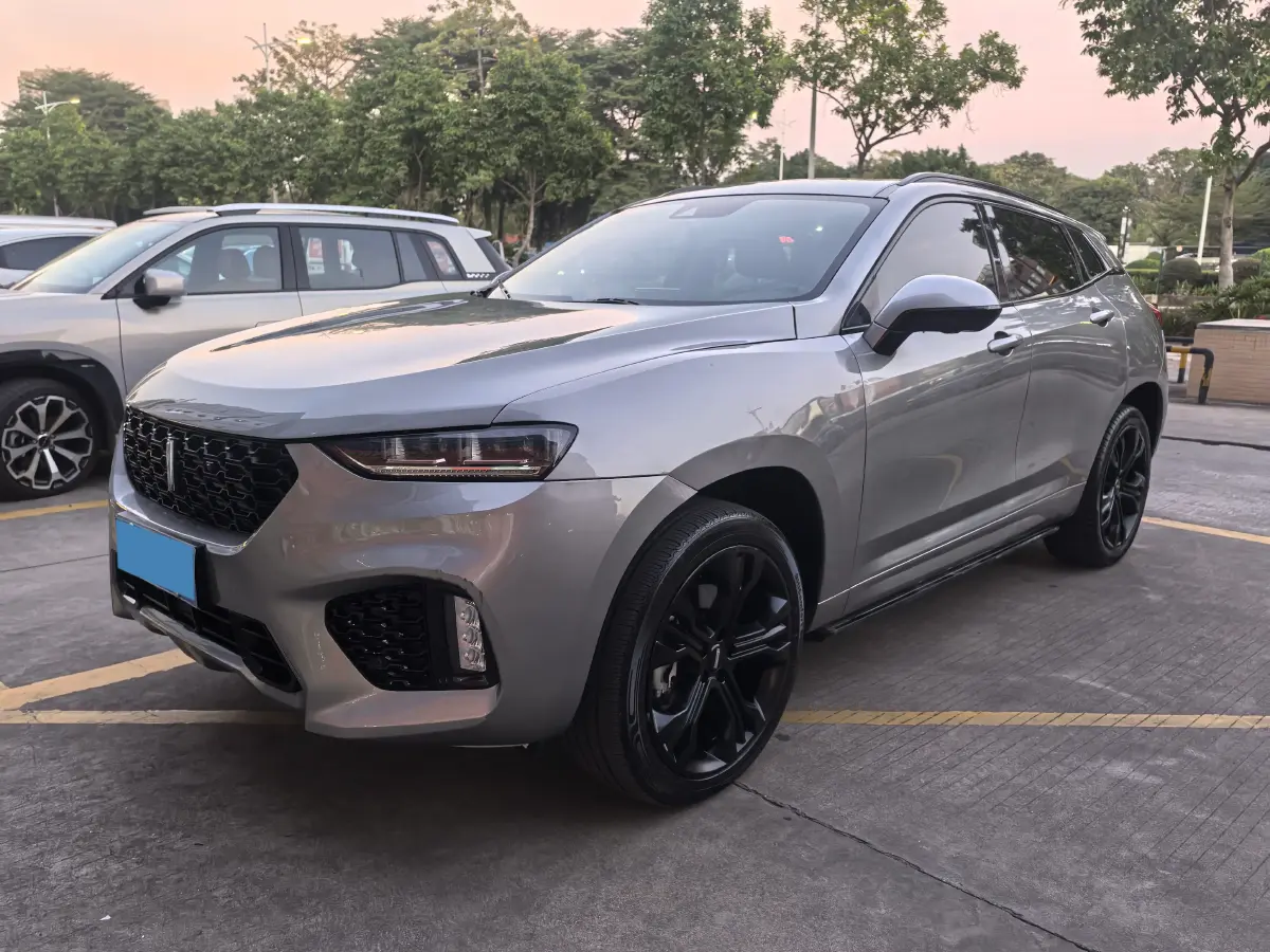 2017 Zotye T700 2.0T 190HP L4 8AT